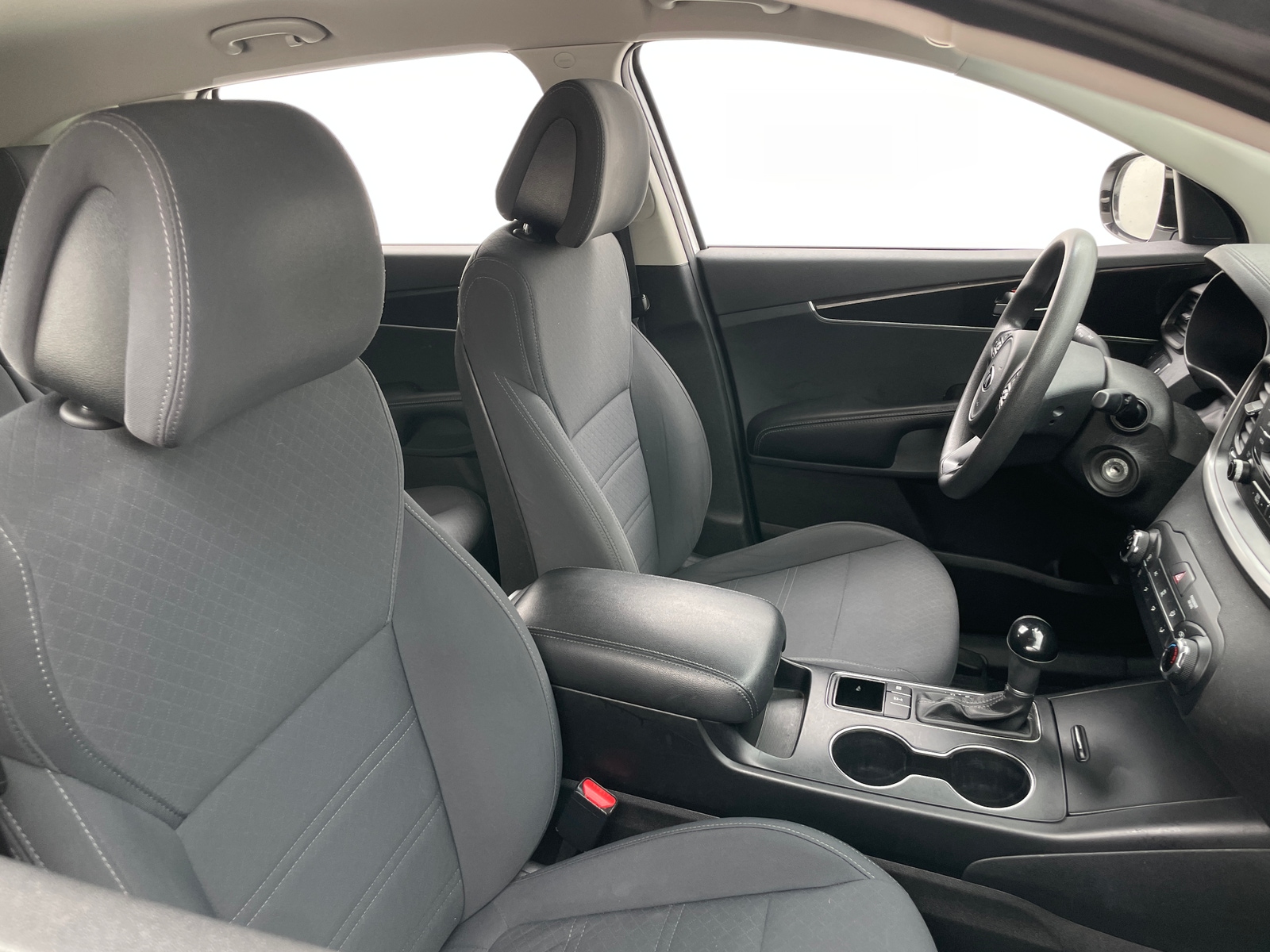 Thumbnail: 2016 Kia Sorento - 2