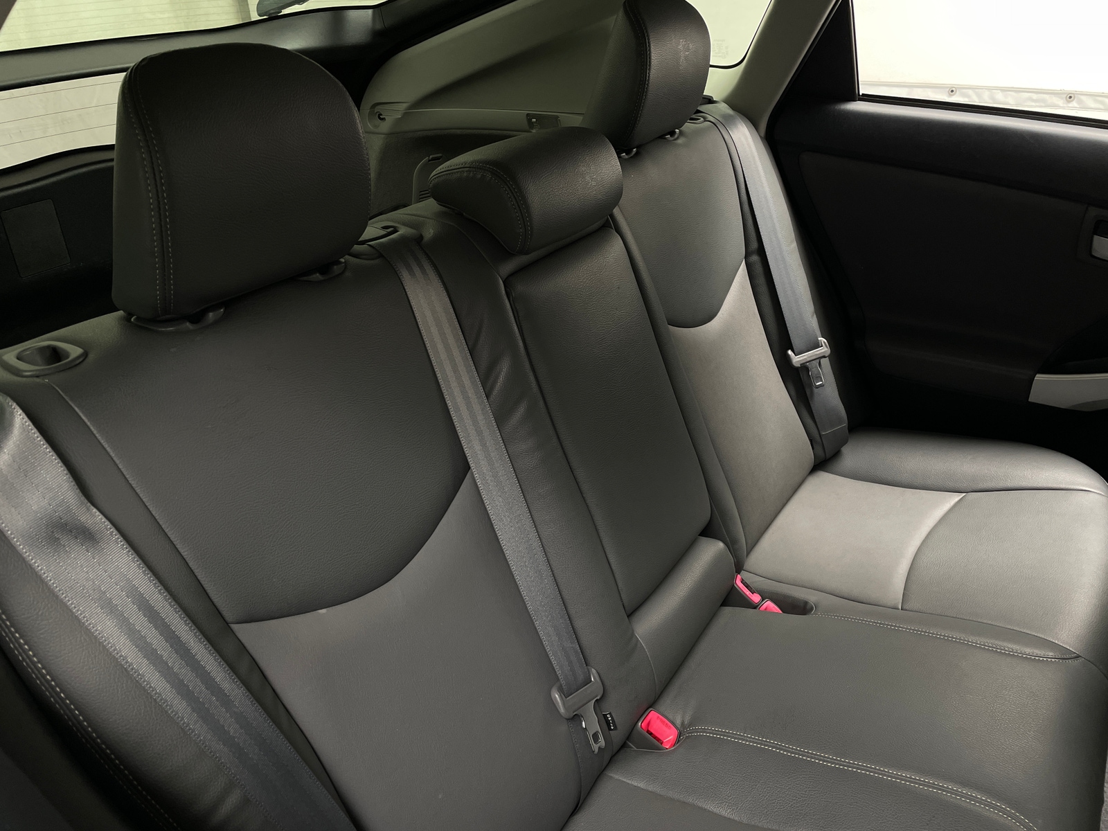 Thumbnail: 2015 Toyota Prius - 5