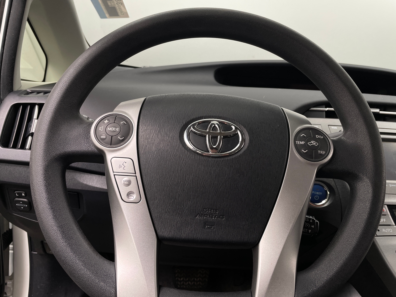 Thumbnail: 2015 Toyota Prius - 4