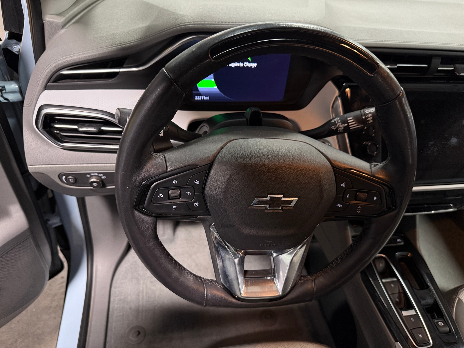 Thumbnail: 2023 Chevrolet Bolt EUV - 4