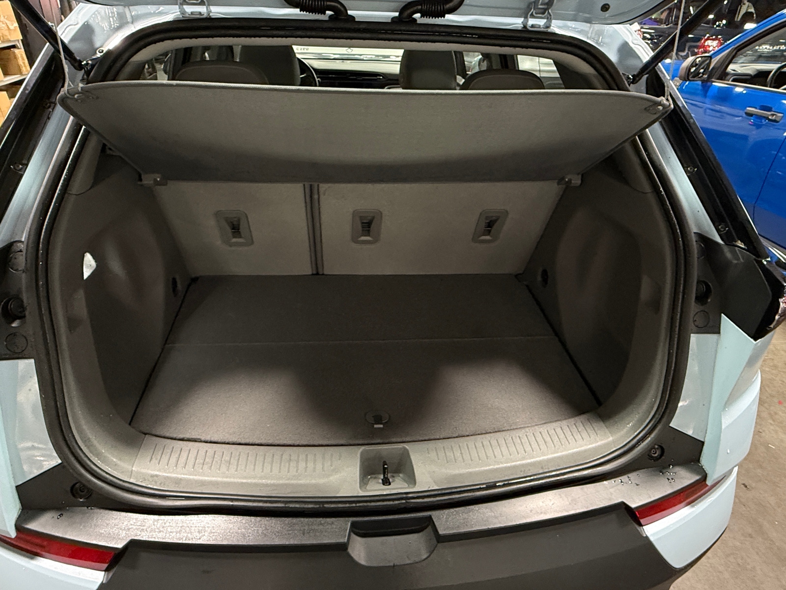 Thumbnail: 2023 Chevrolet Bolt EUV - 6