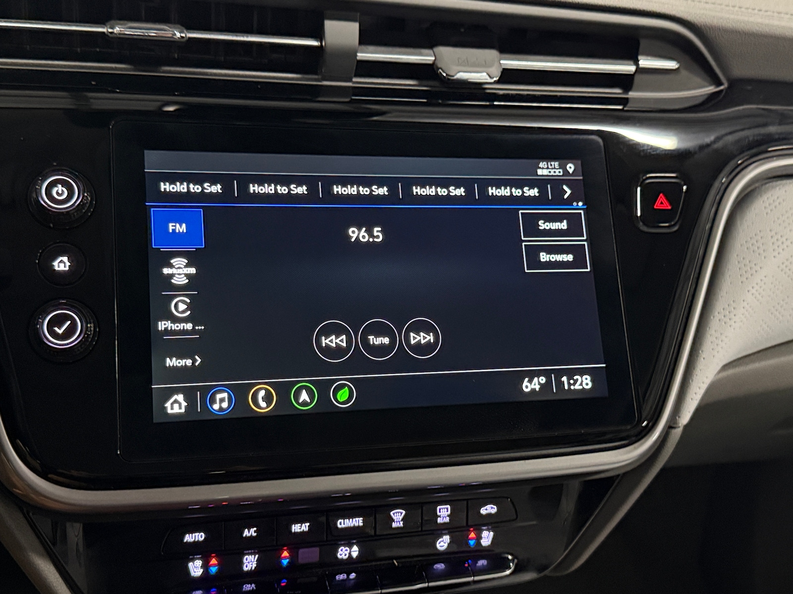 Thumbnail: 2023 Chevrolet Bolt EUV - 3