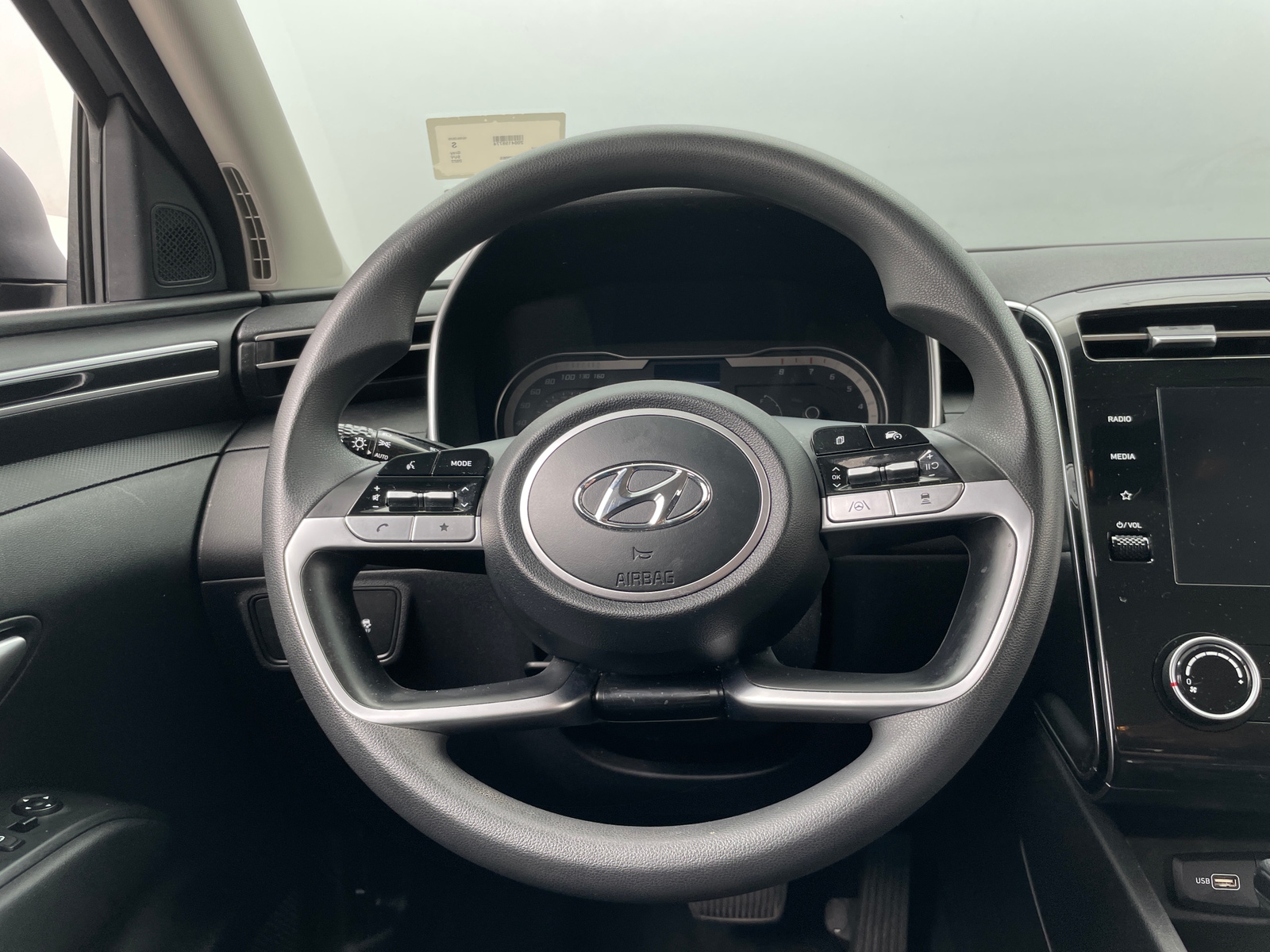 Thumbnail: 2022 Hyundai Tucson - 5