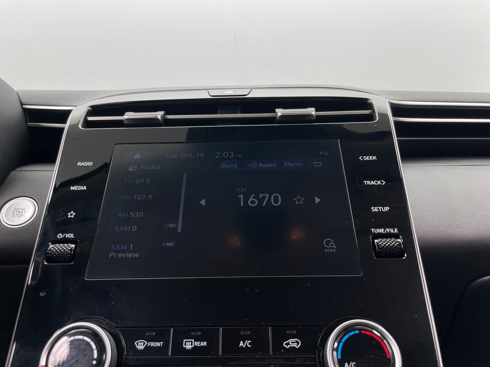 Thumbnail: 2022 Hyundai Tucson - 4