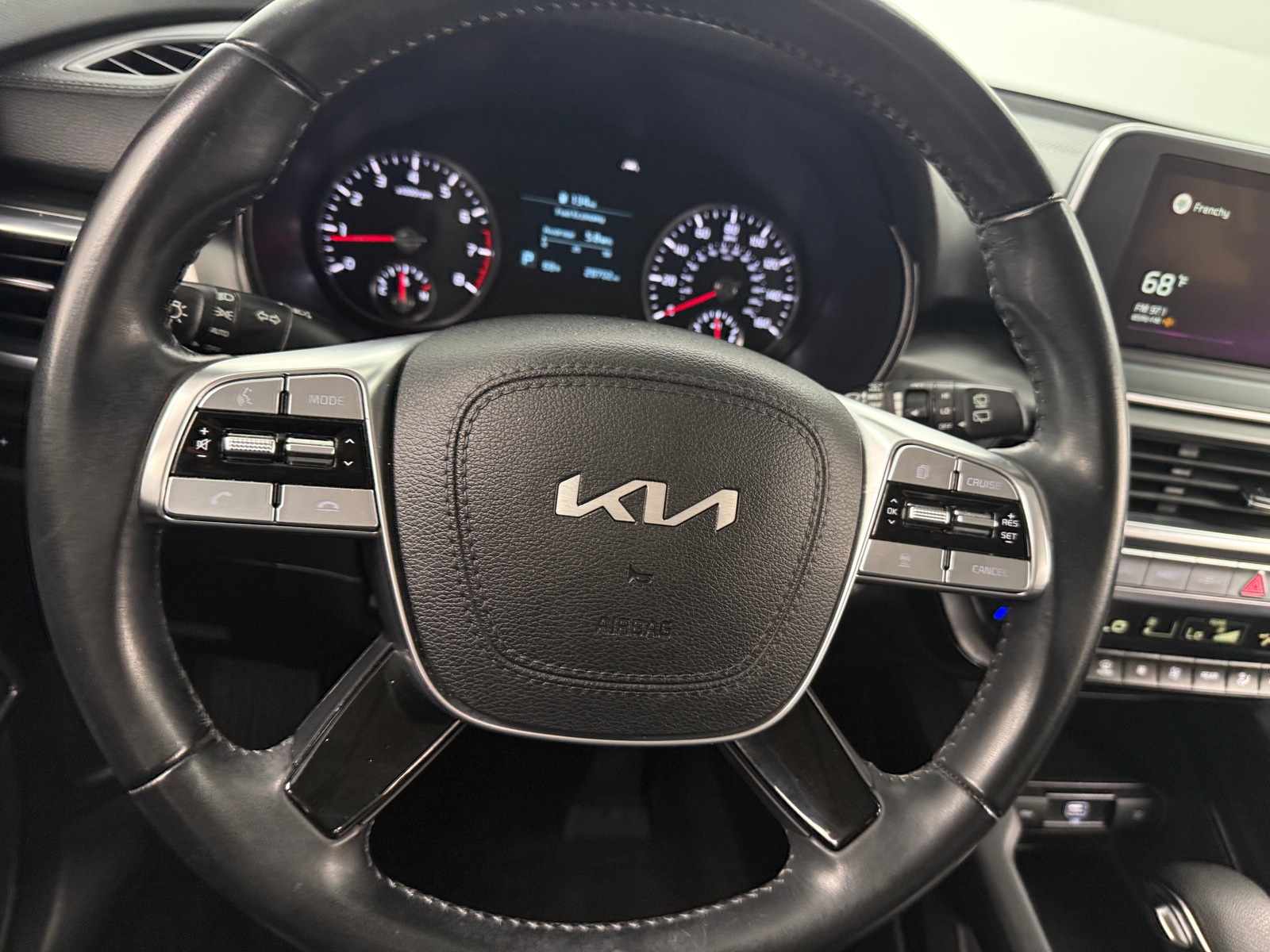 Thumbnail: 2022 Kia Telluride - 4