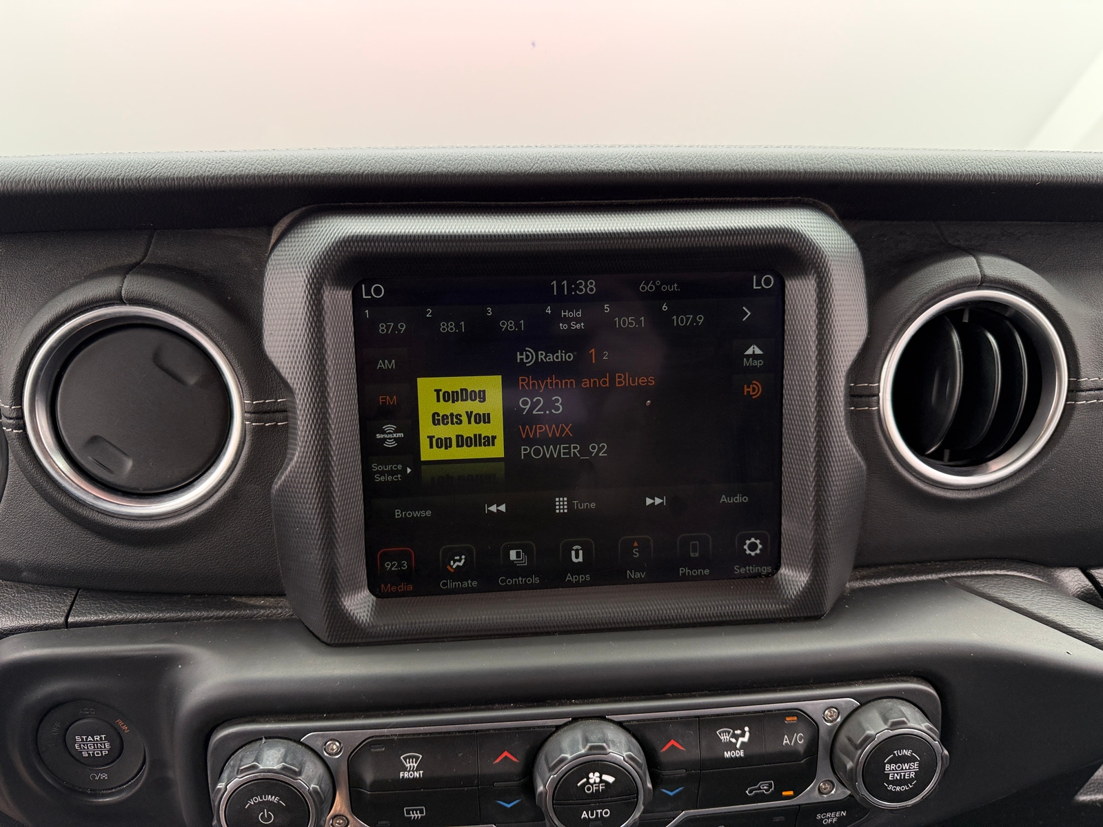 Thumbnail: 2022 Jeep Wrangler - 3