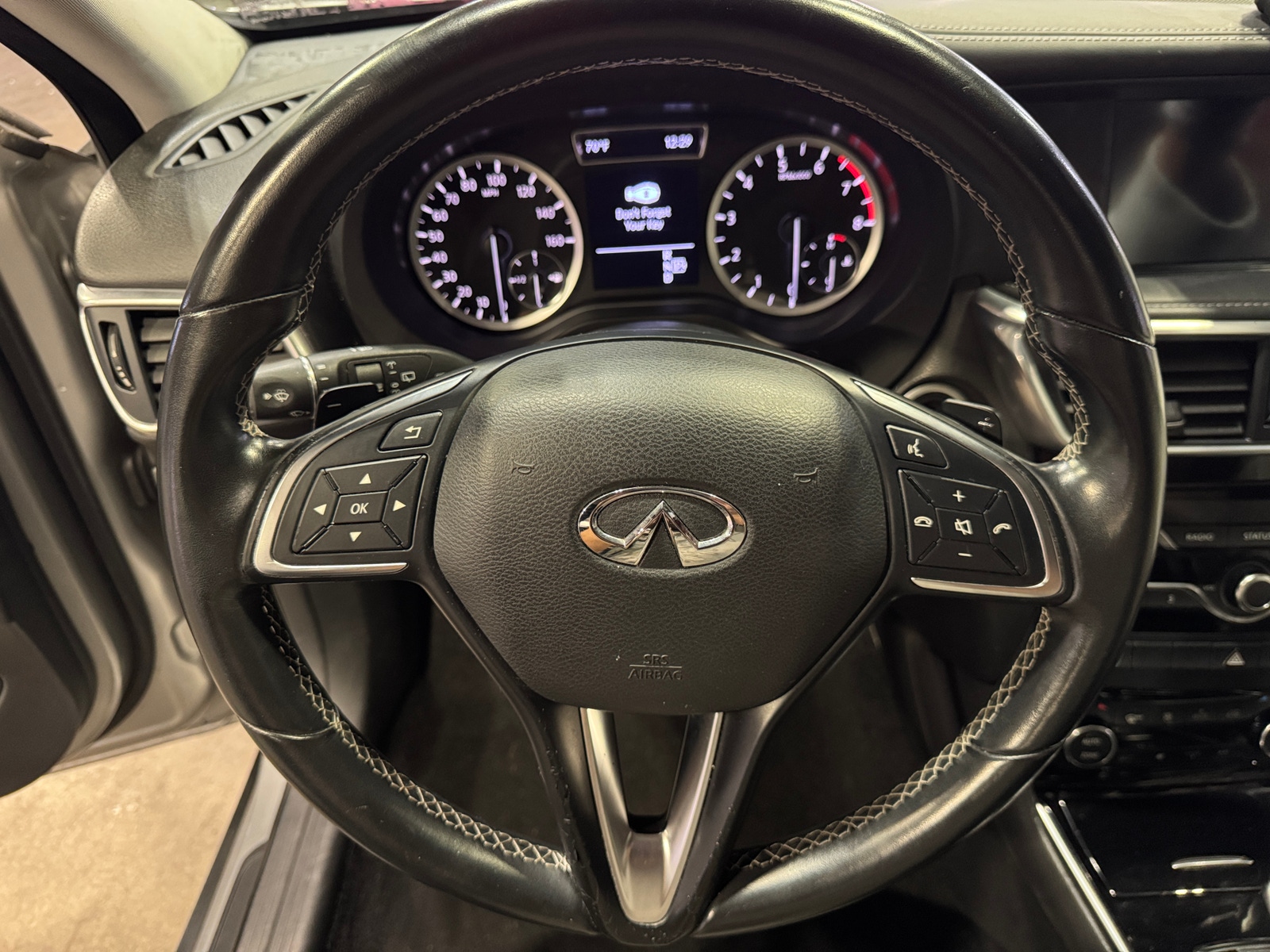 Thumbnail: 2018 INFINITI QX30 - 4