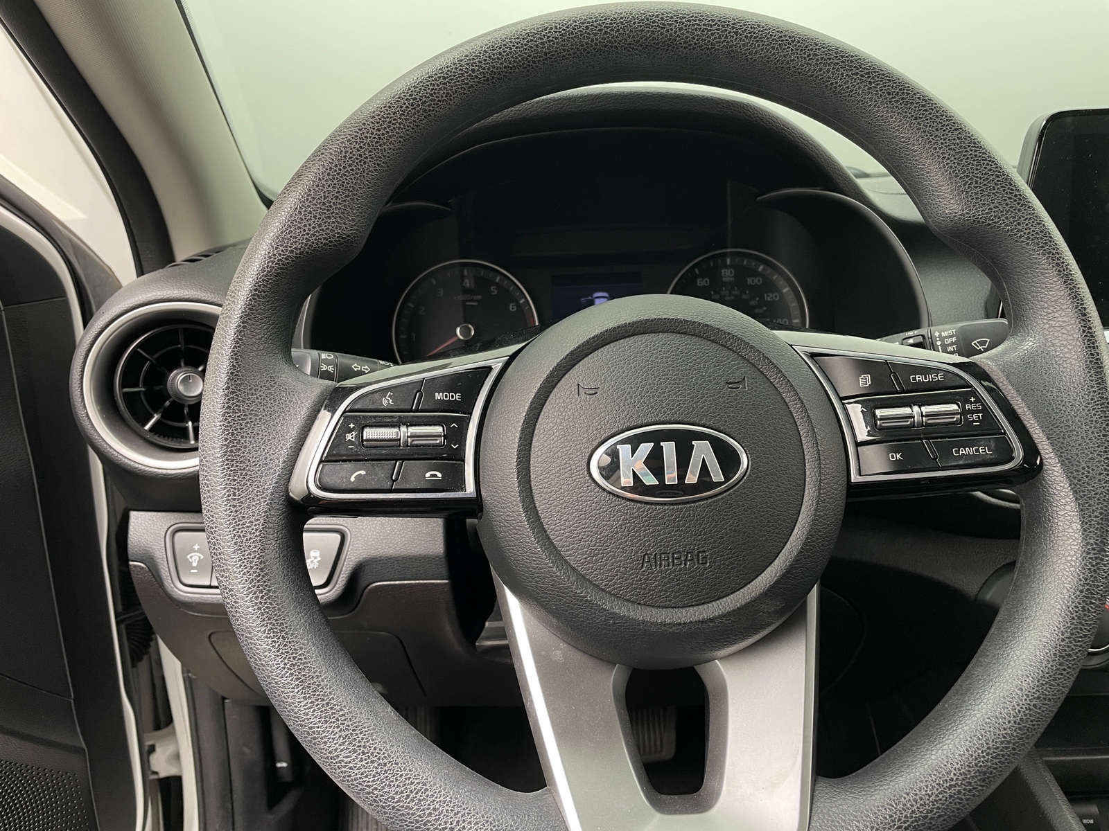 Thumbnail: 2021 Kia Forte - 5