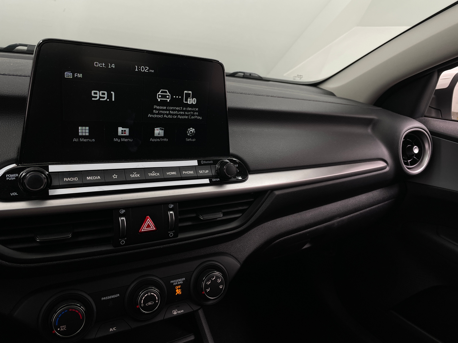 Thumbnail: 2021 Kia Forte - 4