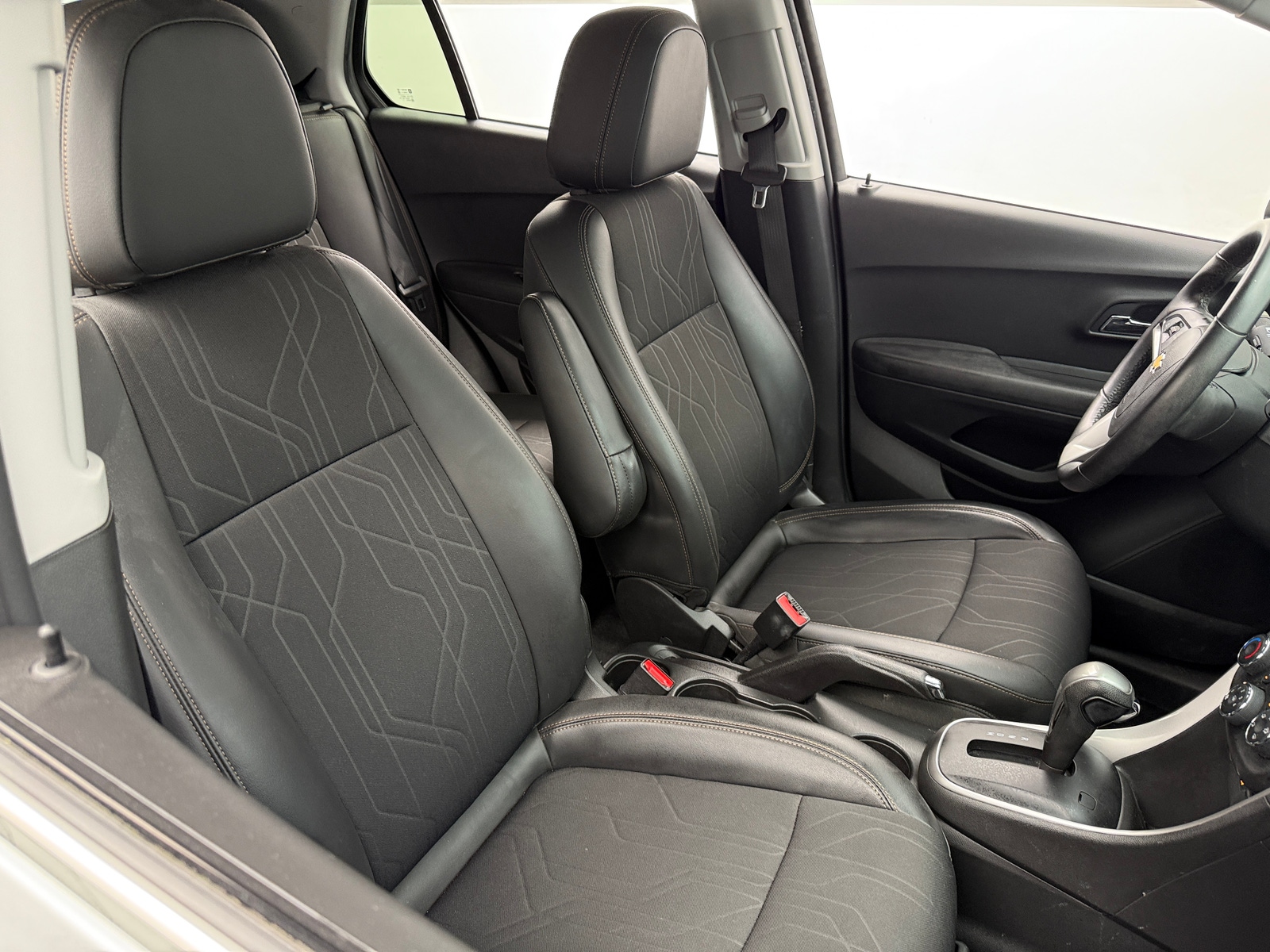 Thumbnail: 2019 Chevrolet Trax - 2