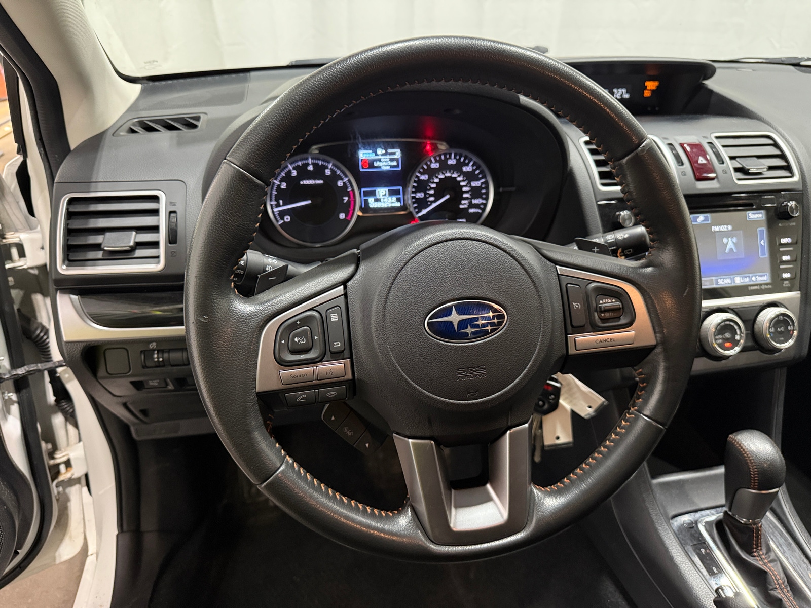 Thumbnail: 2016 Subaru Crosstrek - 4