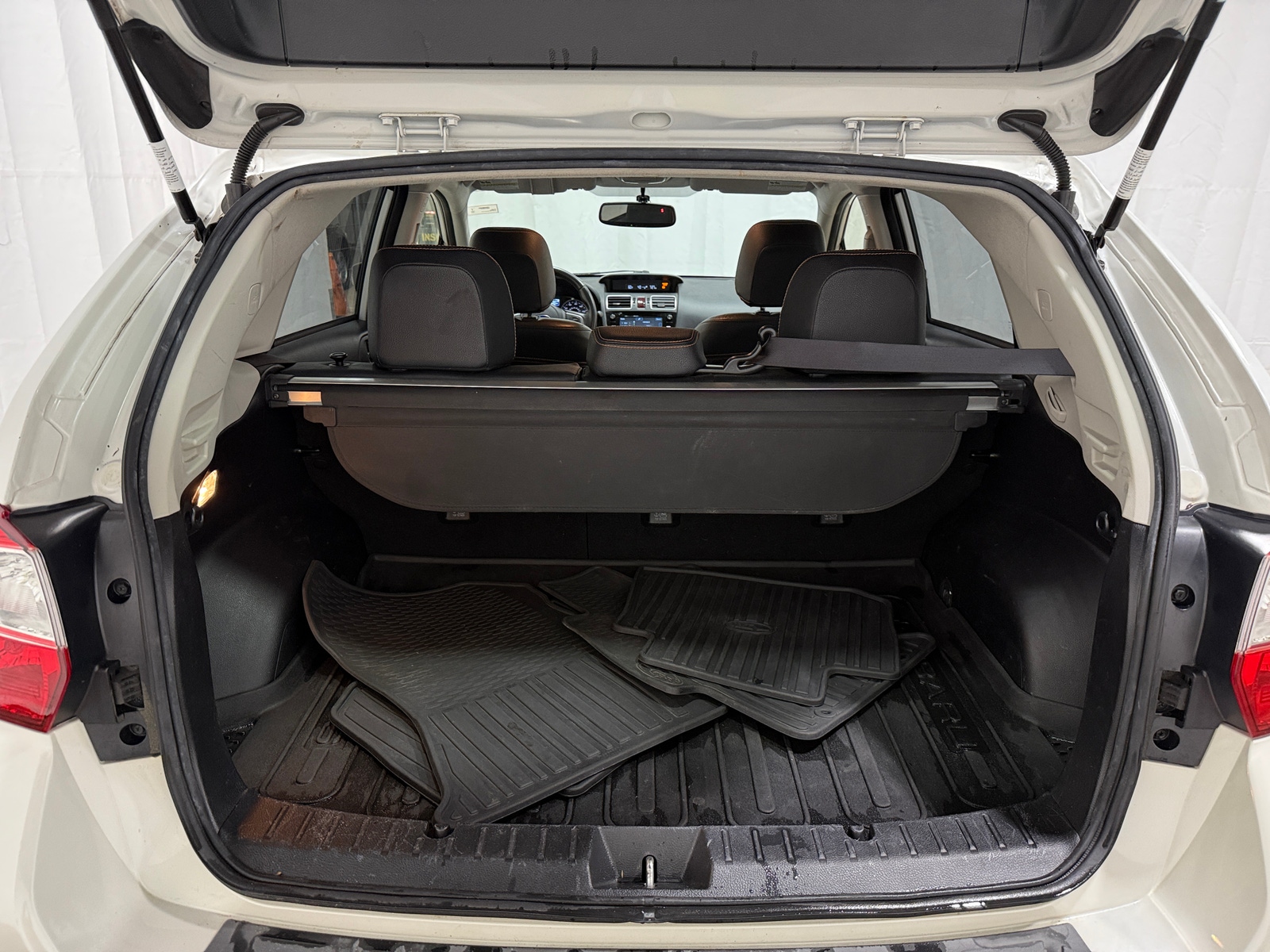 Thumbnail: 2016 Subaru Crosstrek - 6