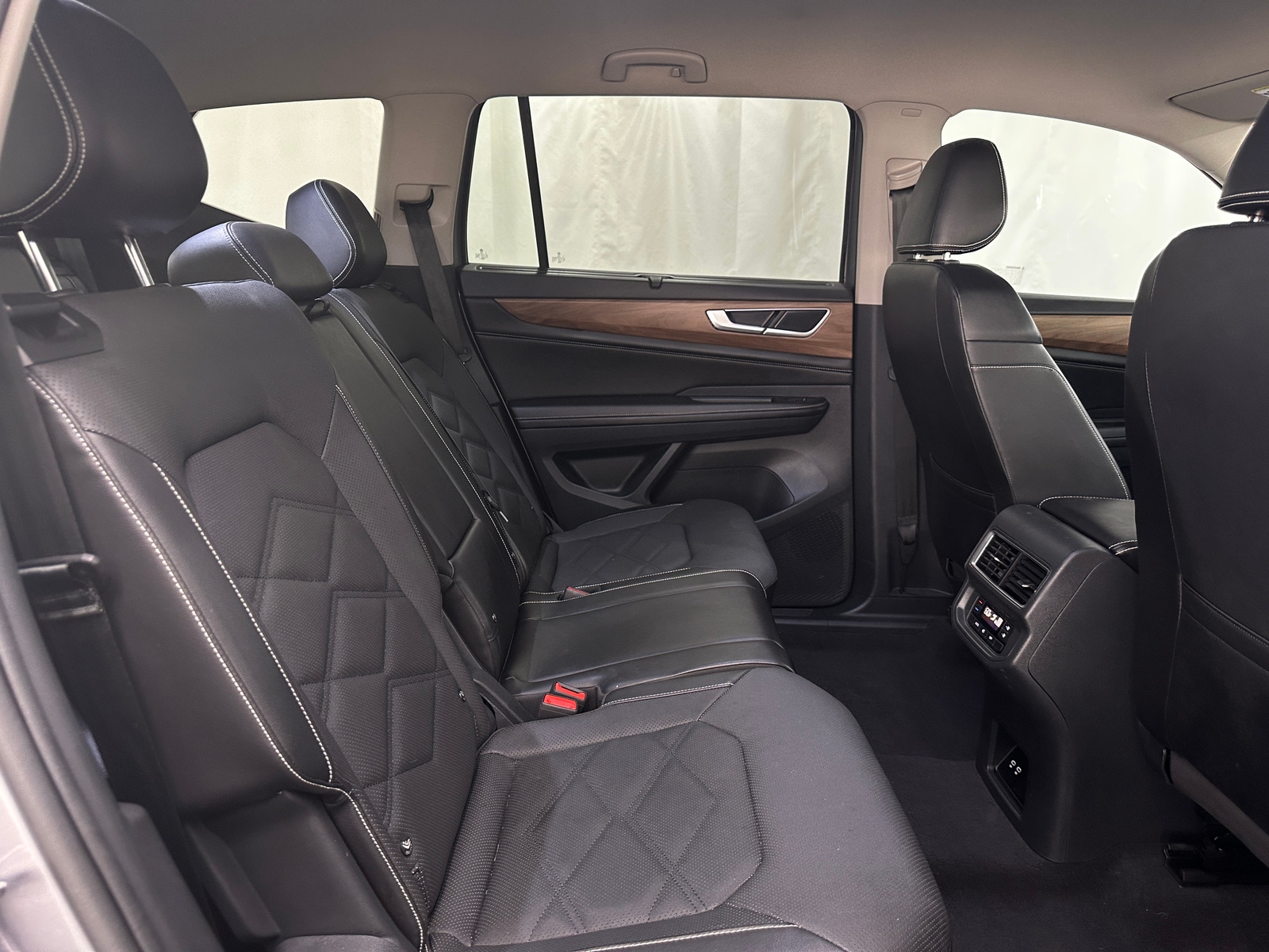 Thumbnail: 2024 Volkswagen Atlas - 5