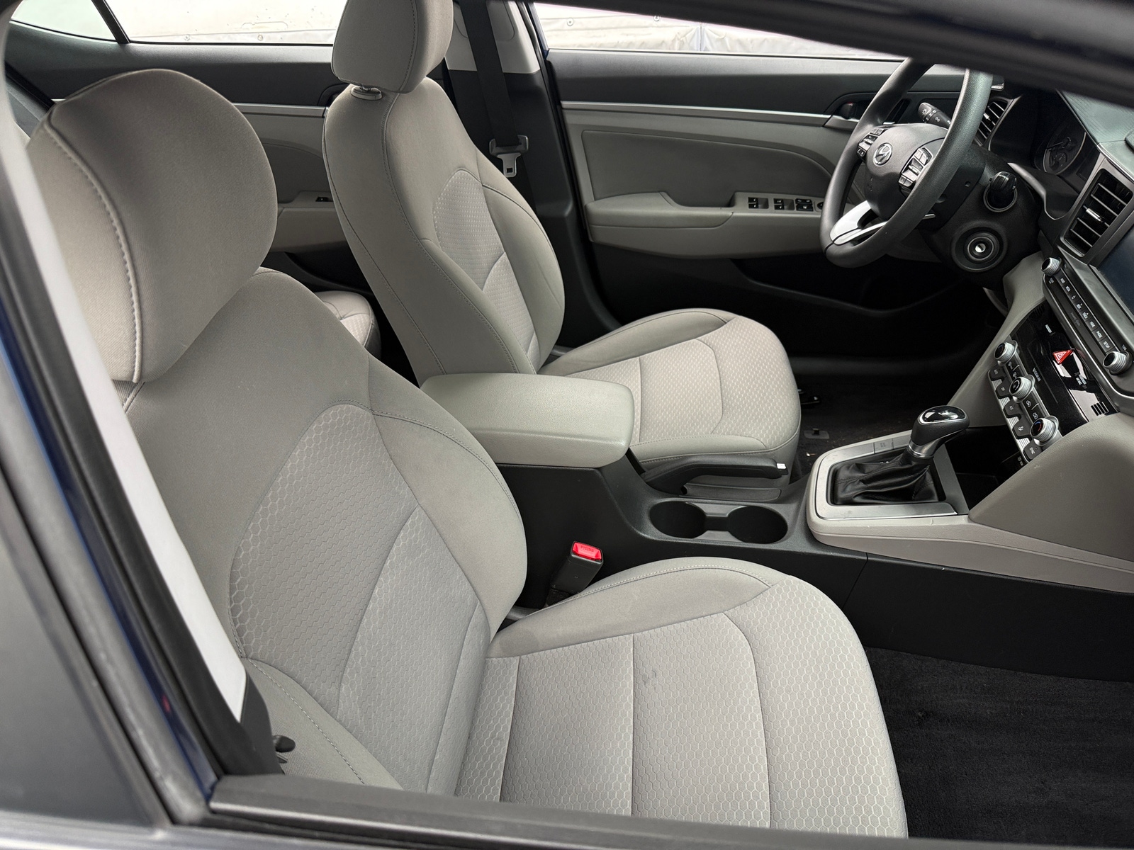 Thumbnail: 2020 Hyundai Elantra - 2