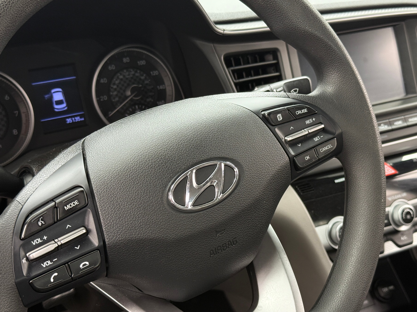 Thumbnail: 2020 Hyundai Elantra - 5