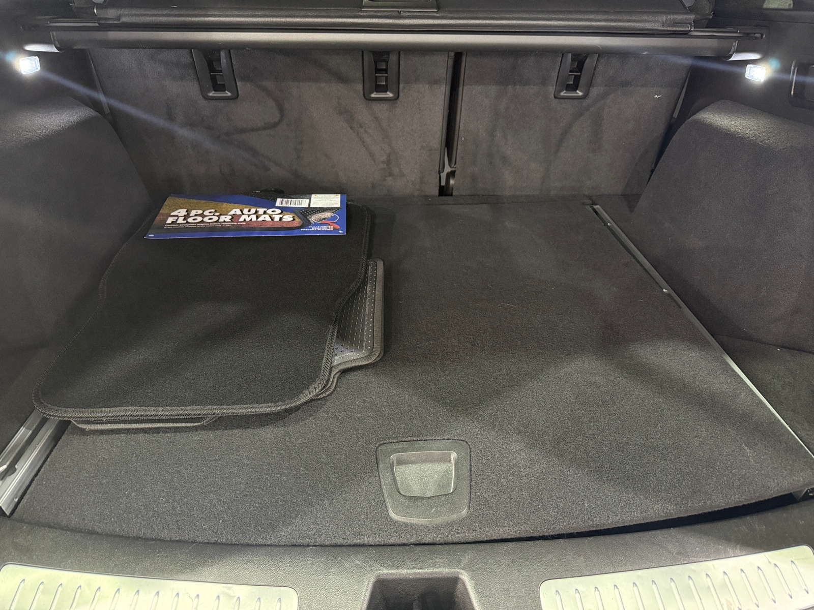 Thumbnail: 2025 Cadillac XT5 - 6