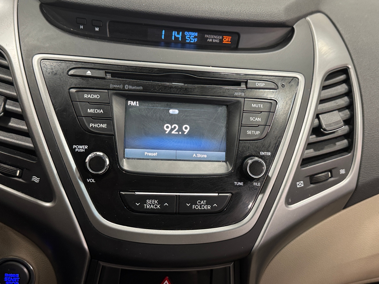 Thumbnail: 2016 Hyundai Elantra - 4