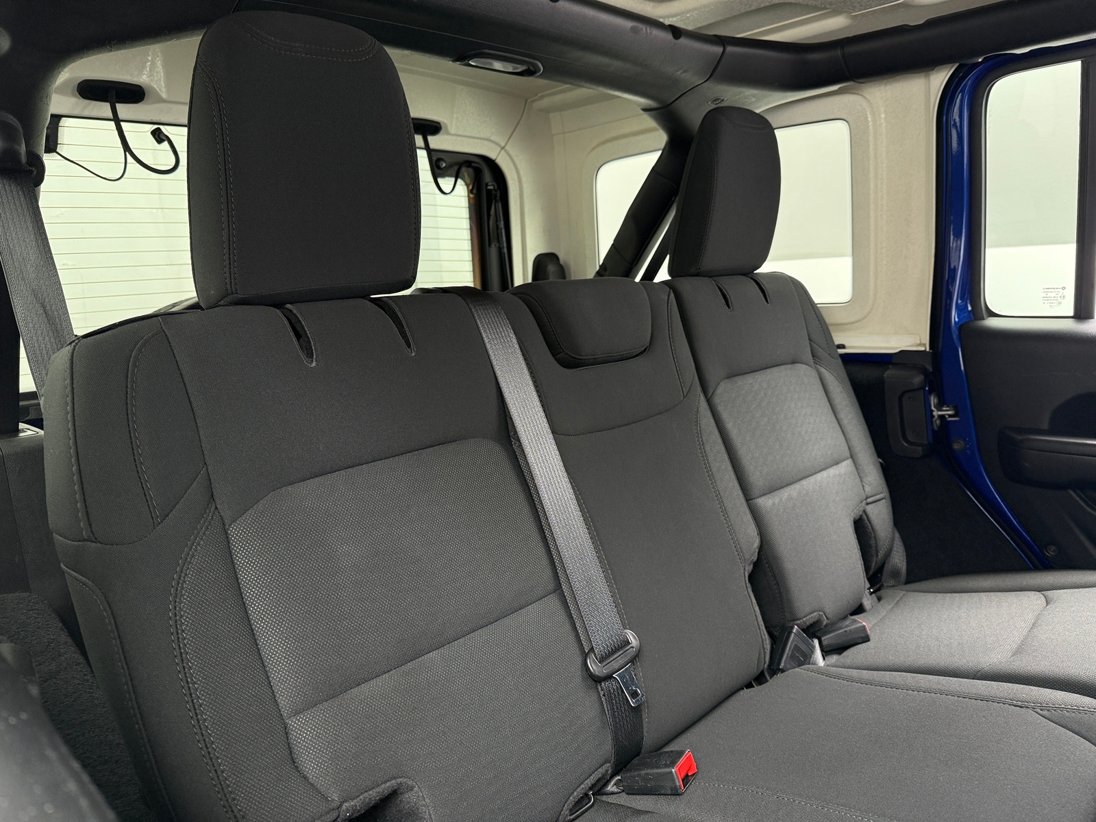 Thumbnail: 2019 Jeep Wrangler - 6