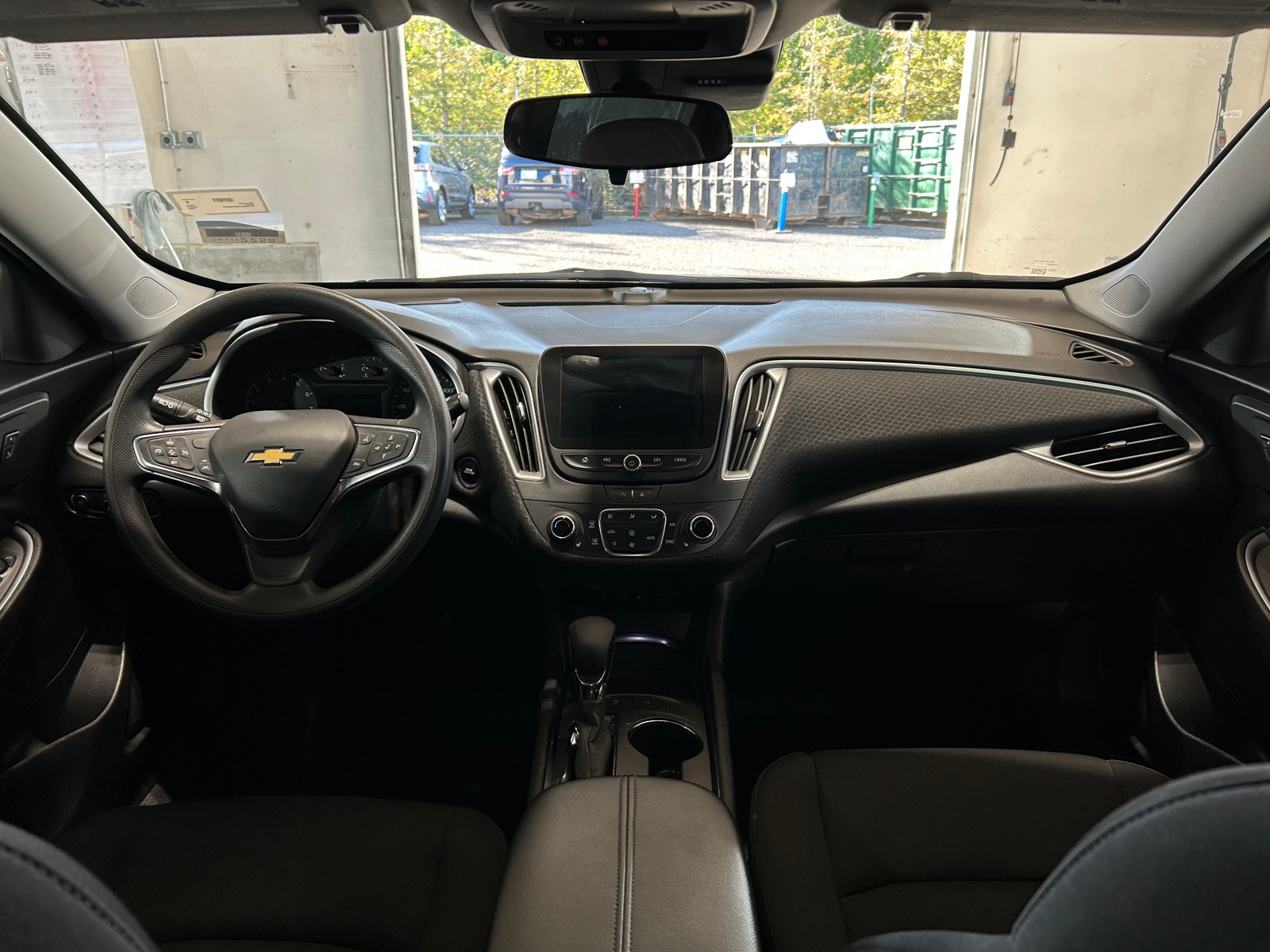 Thumbnail: 2024 Chevrolet Malibu - 3