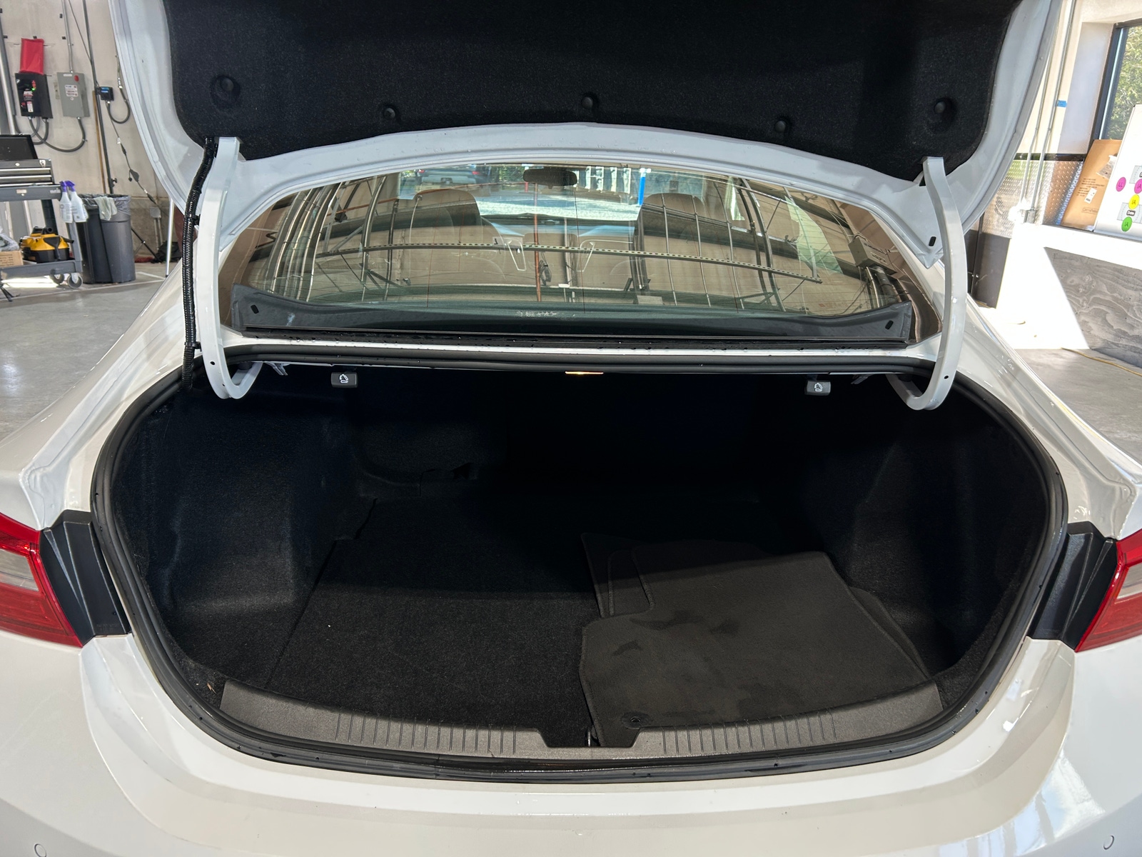 Thumbnail: 2024 Chevrolet Malibu - 7