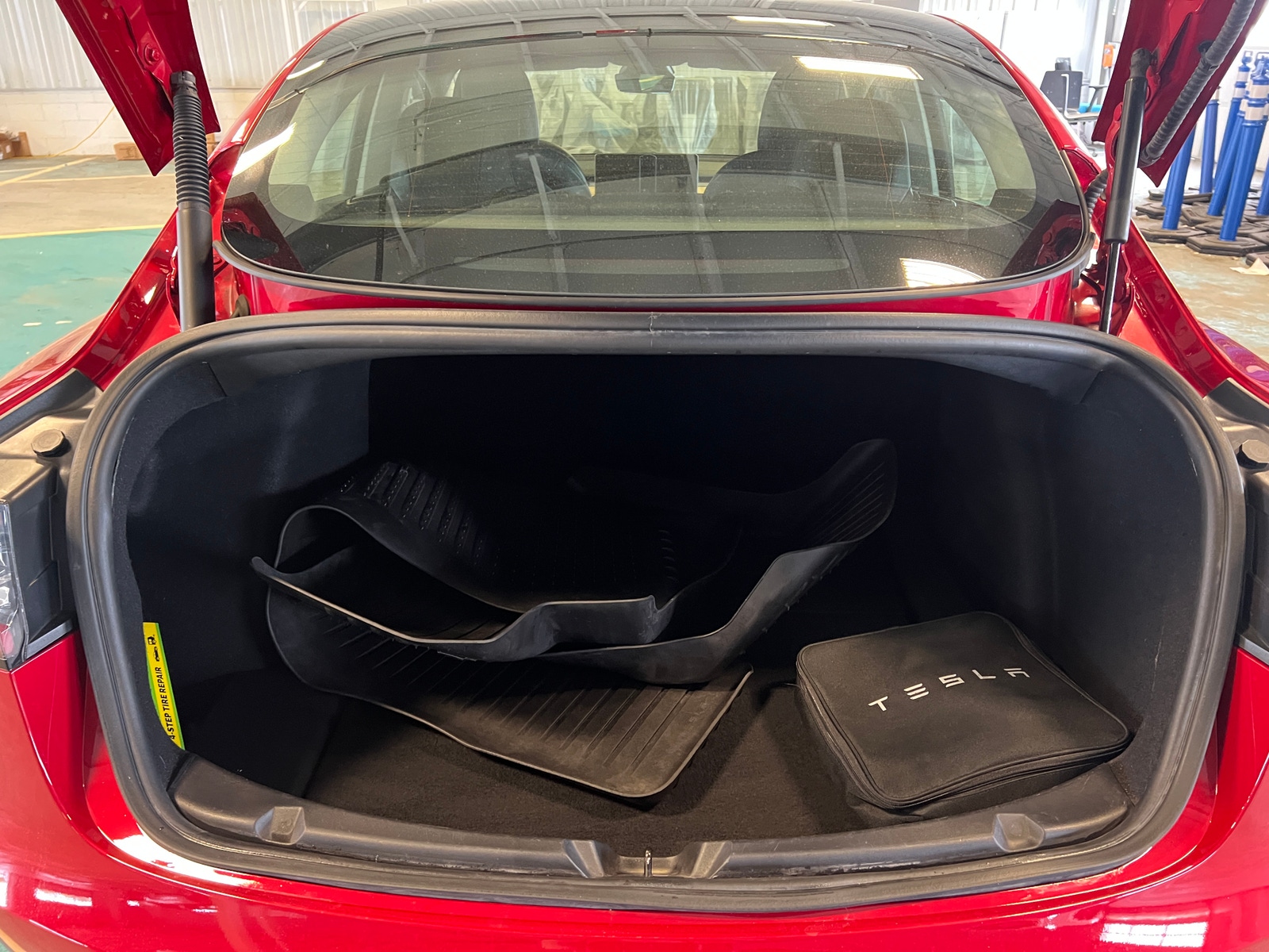 Thumbnail: 2022 Tesla Model 3 - 6