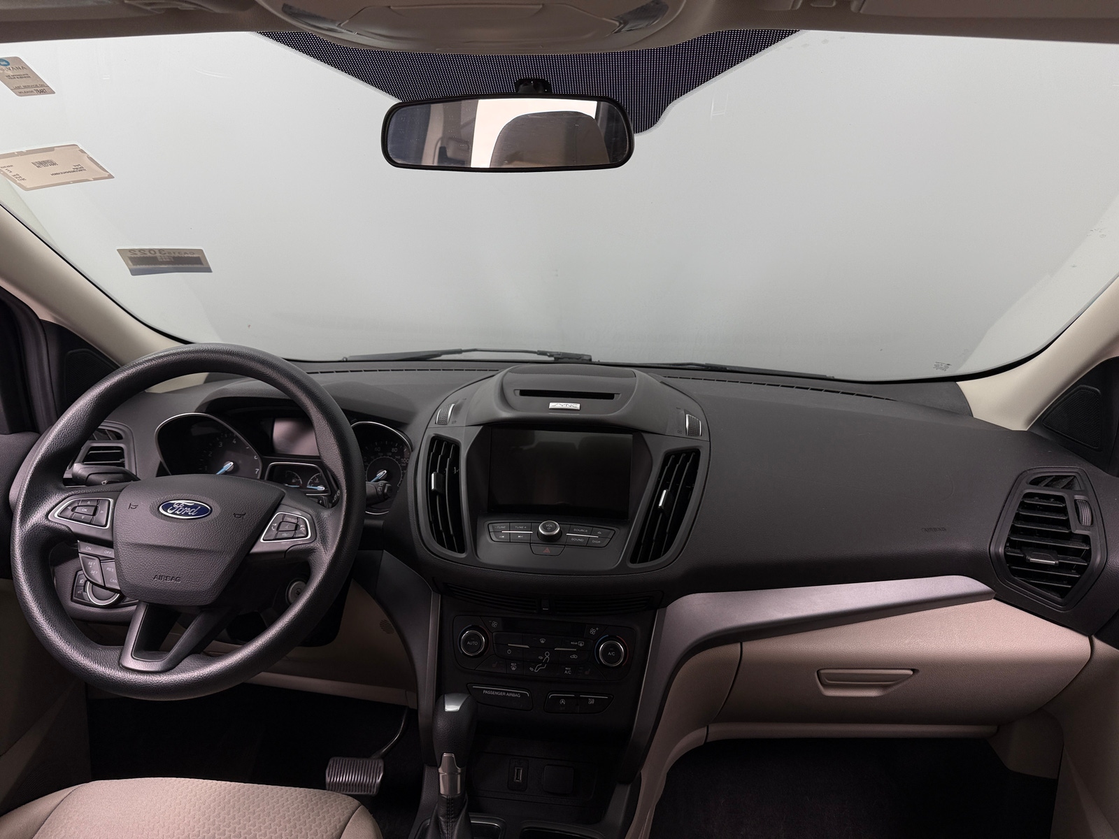 Thumbnail: 2017 Ford Escape - 3