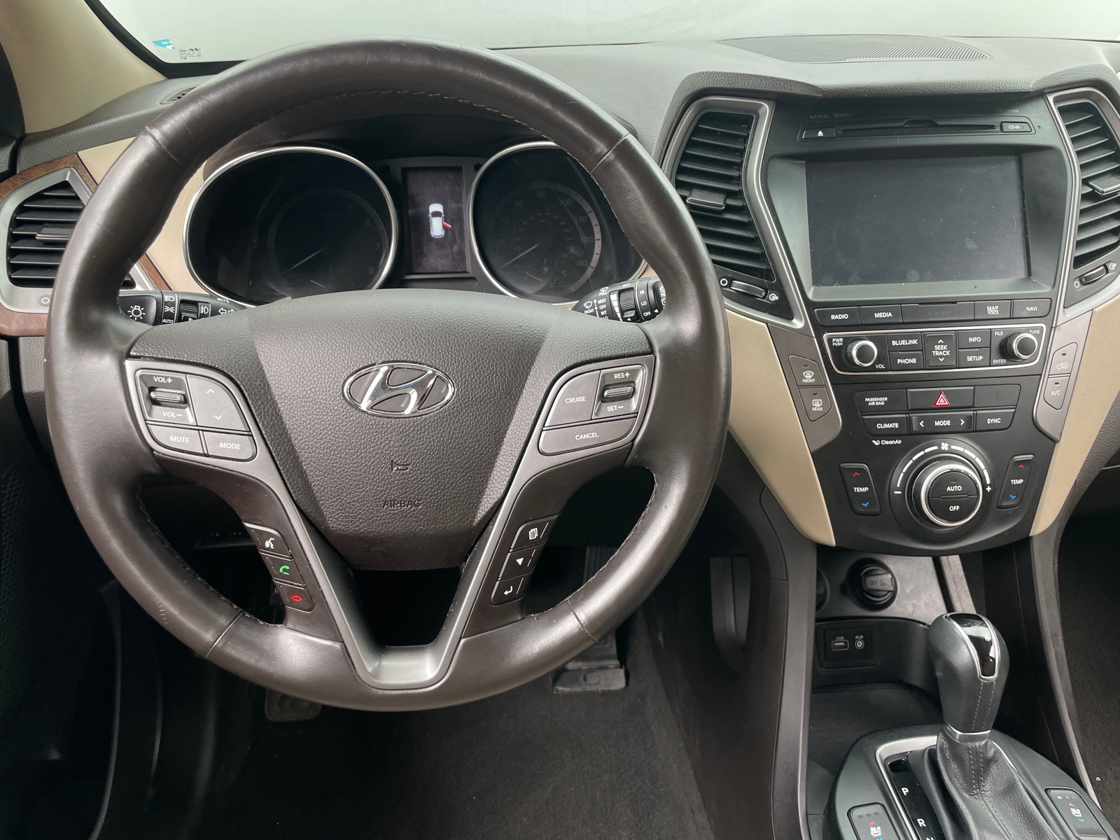 Thumbnail: 2018 Hyundai Santa Fe - 4