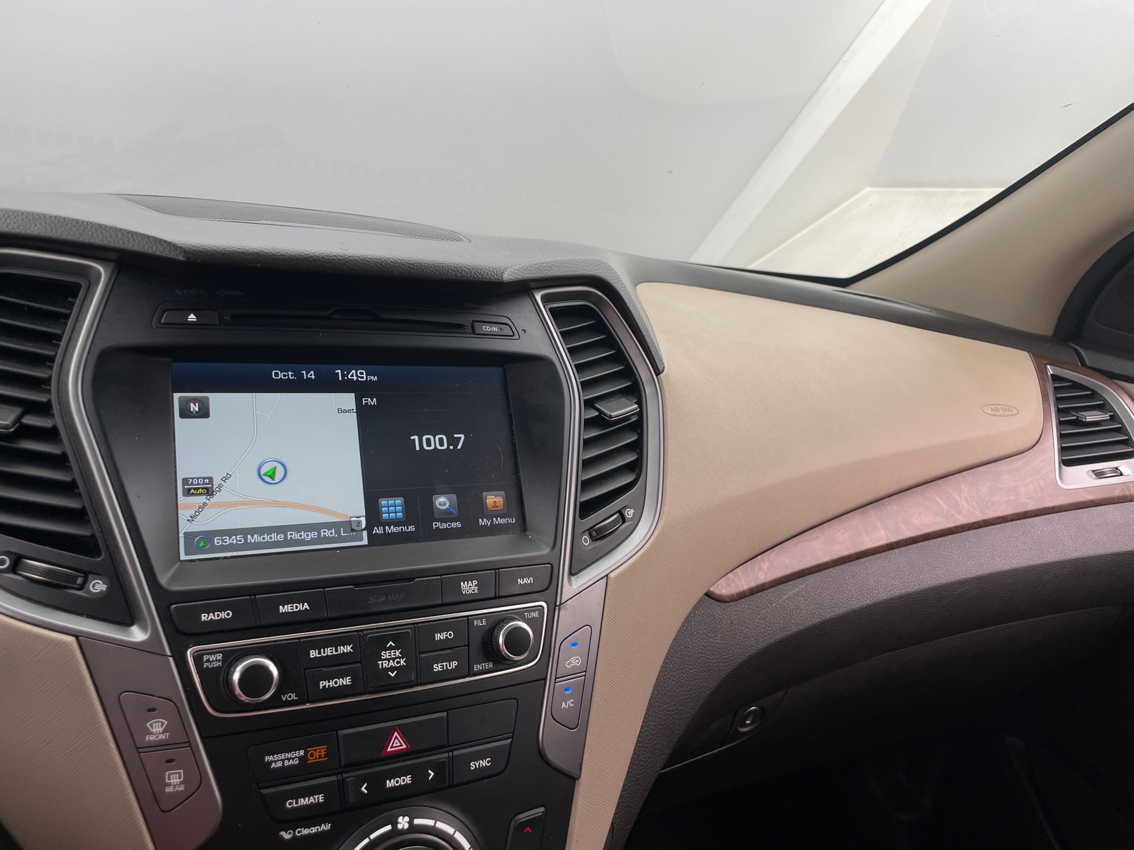 Thumbnail: 2018 Hyundai Santa Fe - 3
