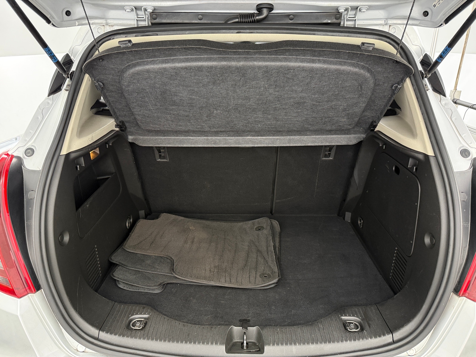 Thumbnail: 2017 Buick Encore - 7