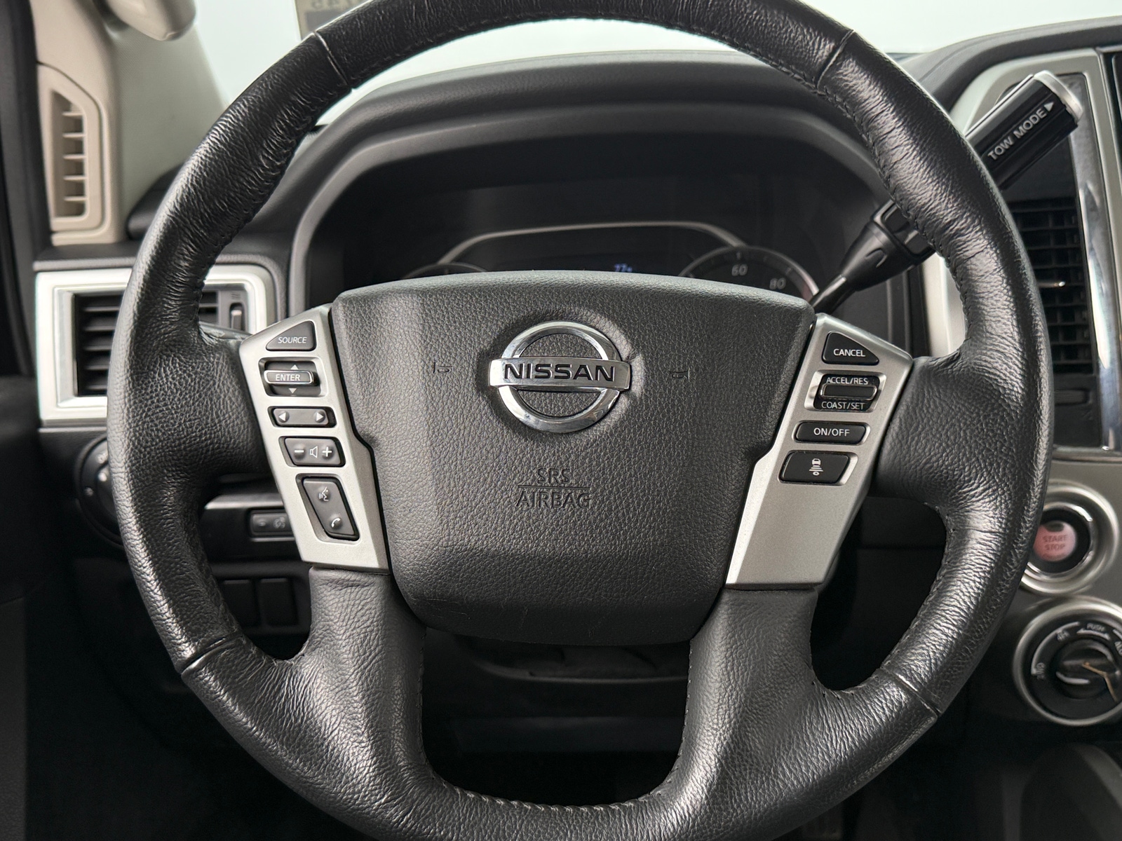 Thumbnail: 2021 Nissan Titan - 5