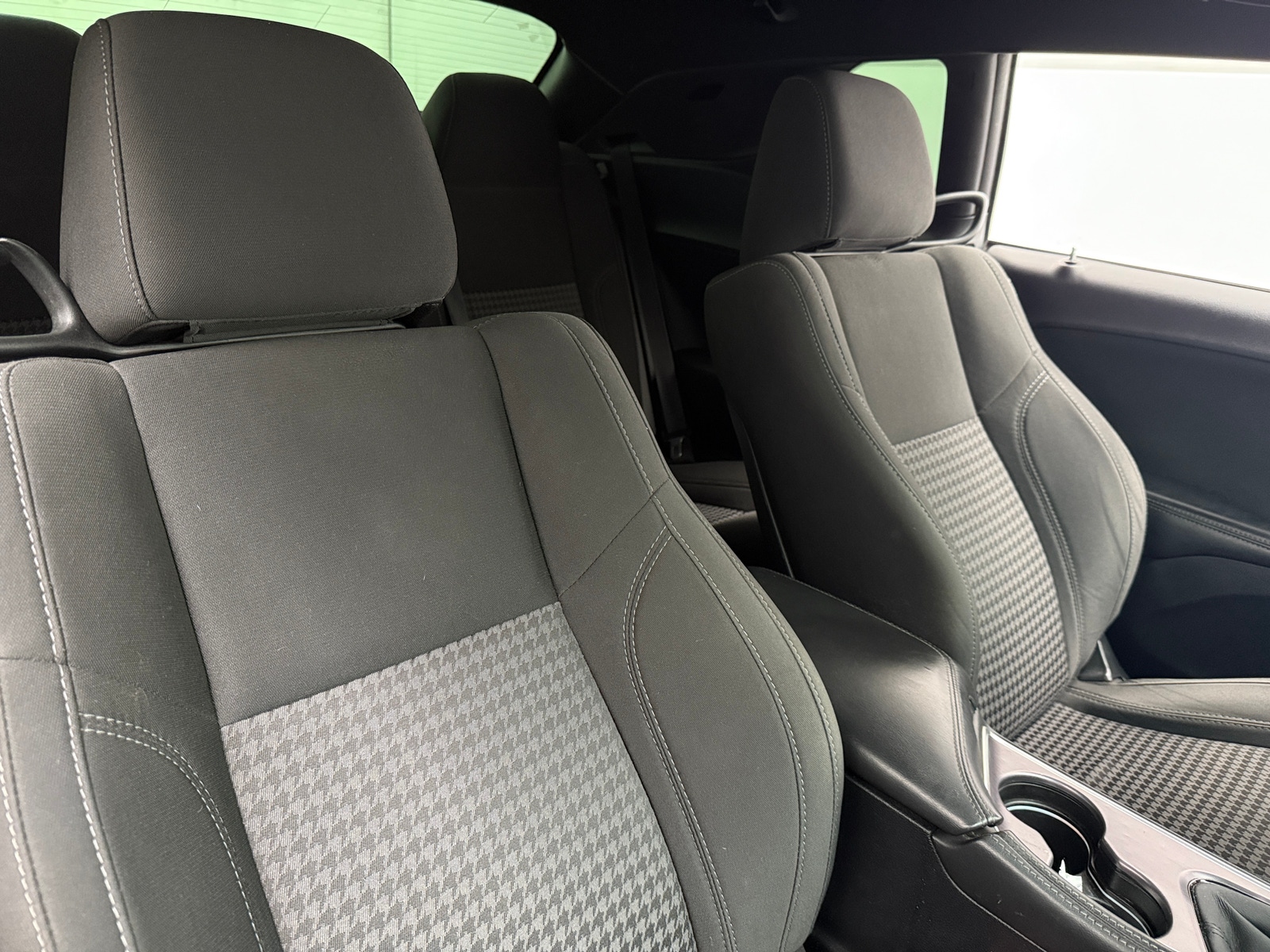 Thumbnail: 2017 Dodge Challenger - 2