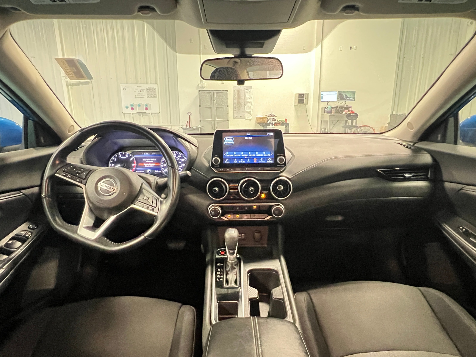 Thumbnail: 2022 Nissan Sentra - 3
