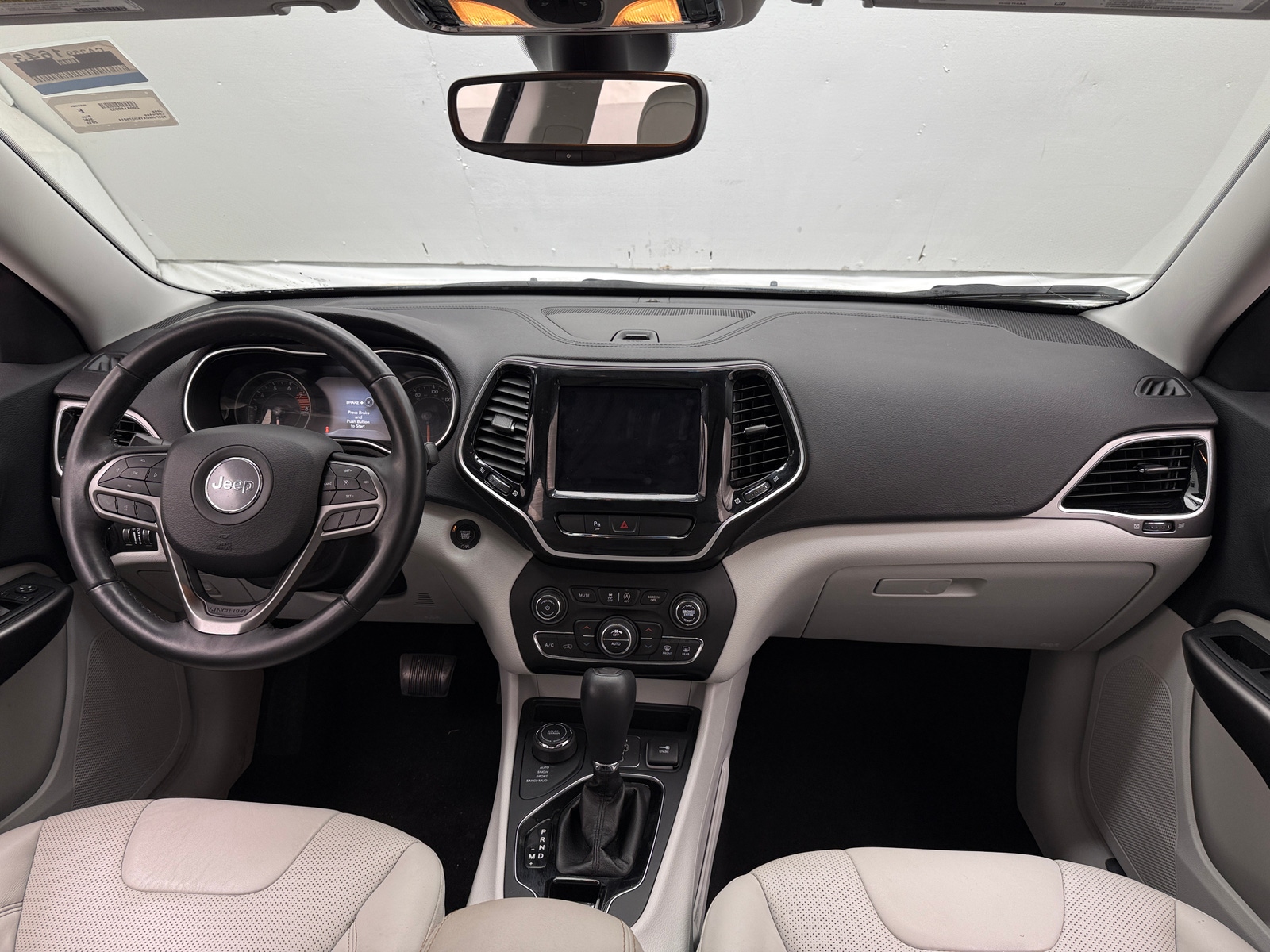 Thumbnail: 2019 Jeep Cherokee - 2