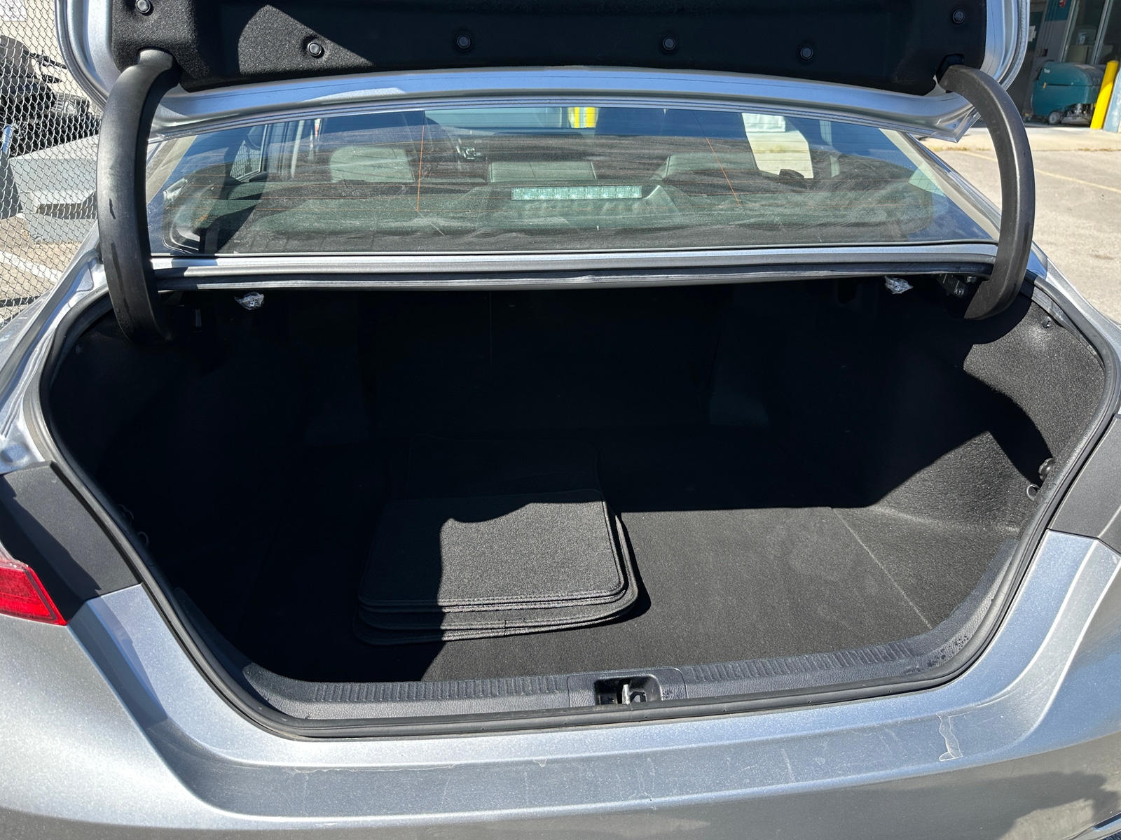 Thumbnail: 2020 Toyota Camry - 7