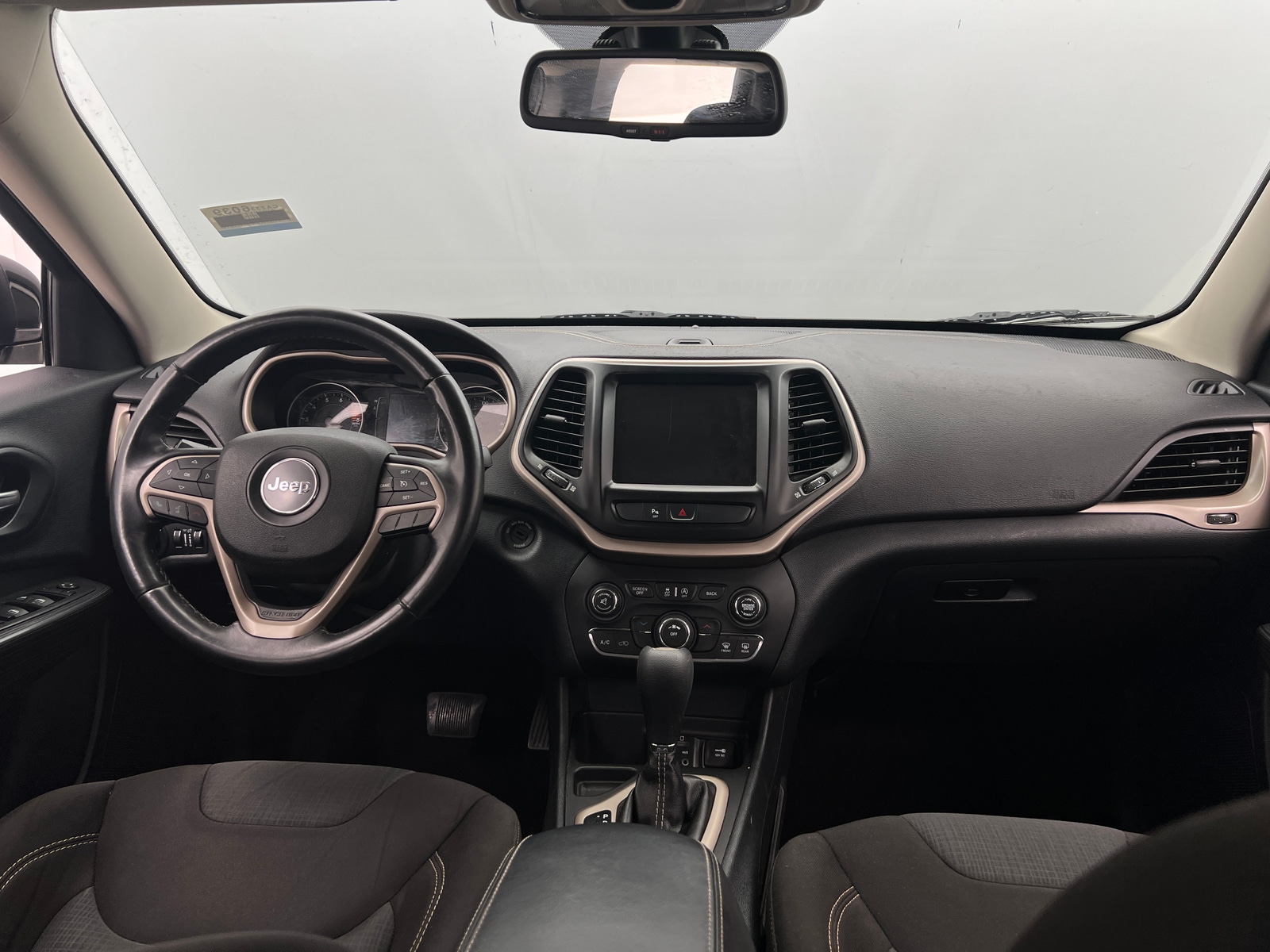 Thumbnail: 2016 Jeep Cherokee - 3