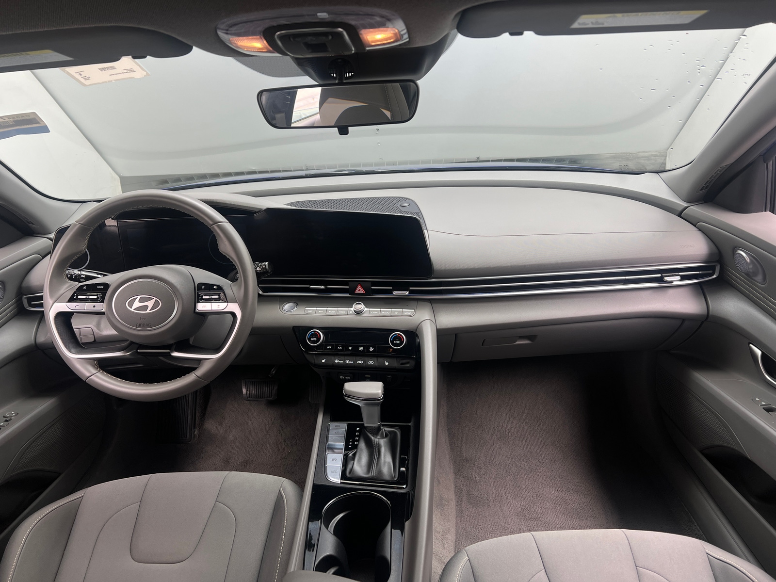 Thumbnail: 2025 Hyundai Elantra - 3