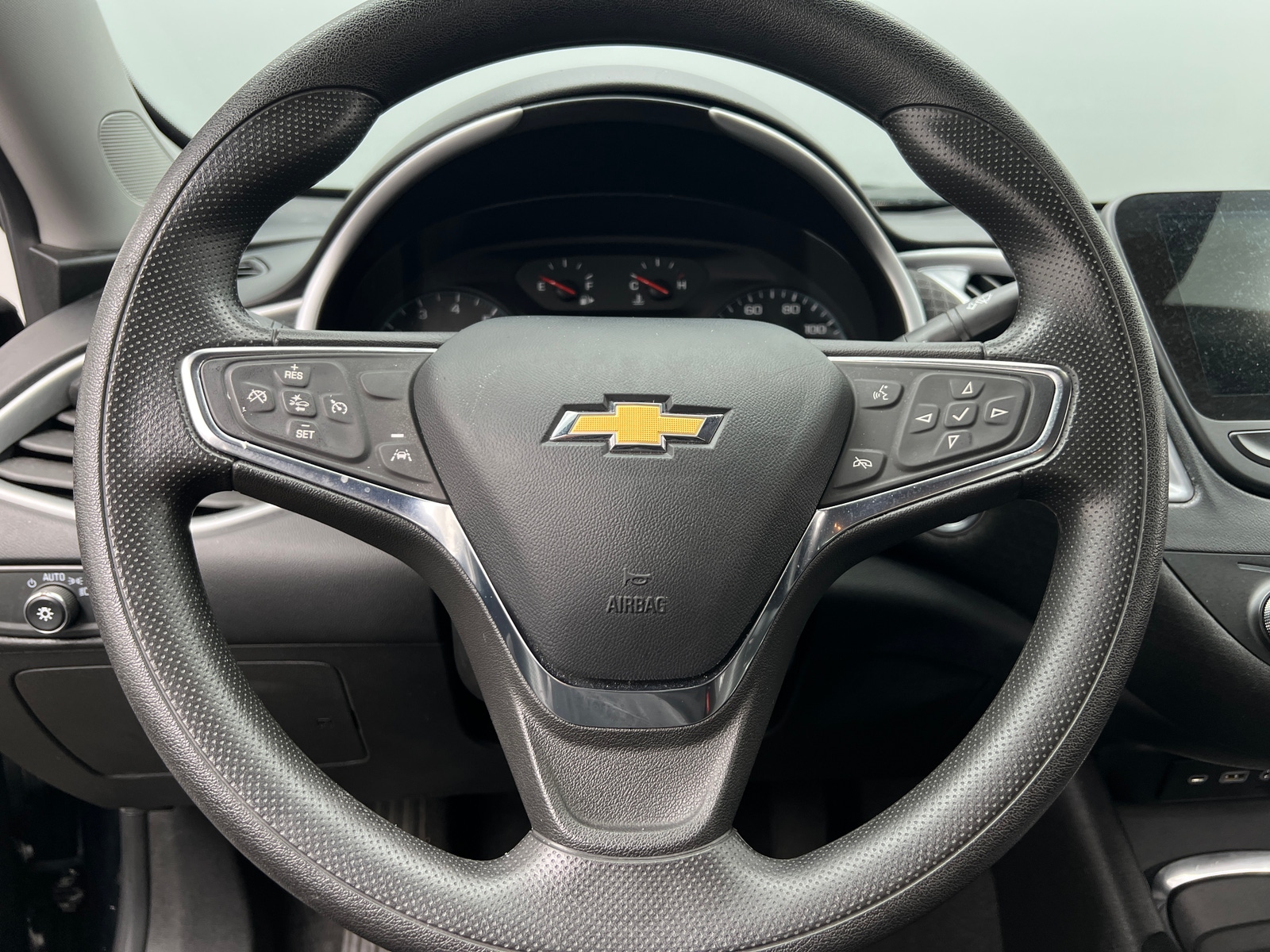 Thumbnail: 2024 Chevrolet Malibu - 5