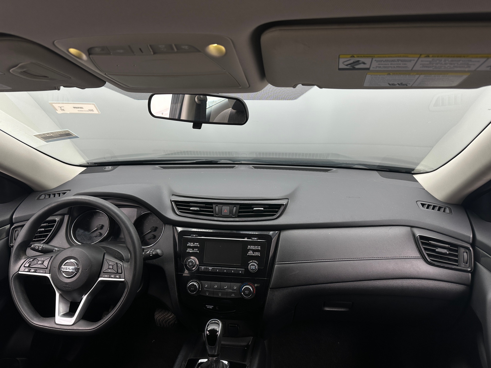 Thumbnail: 2017 Nissan Rogue - 3