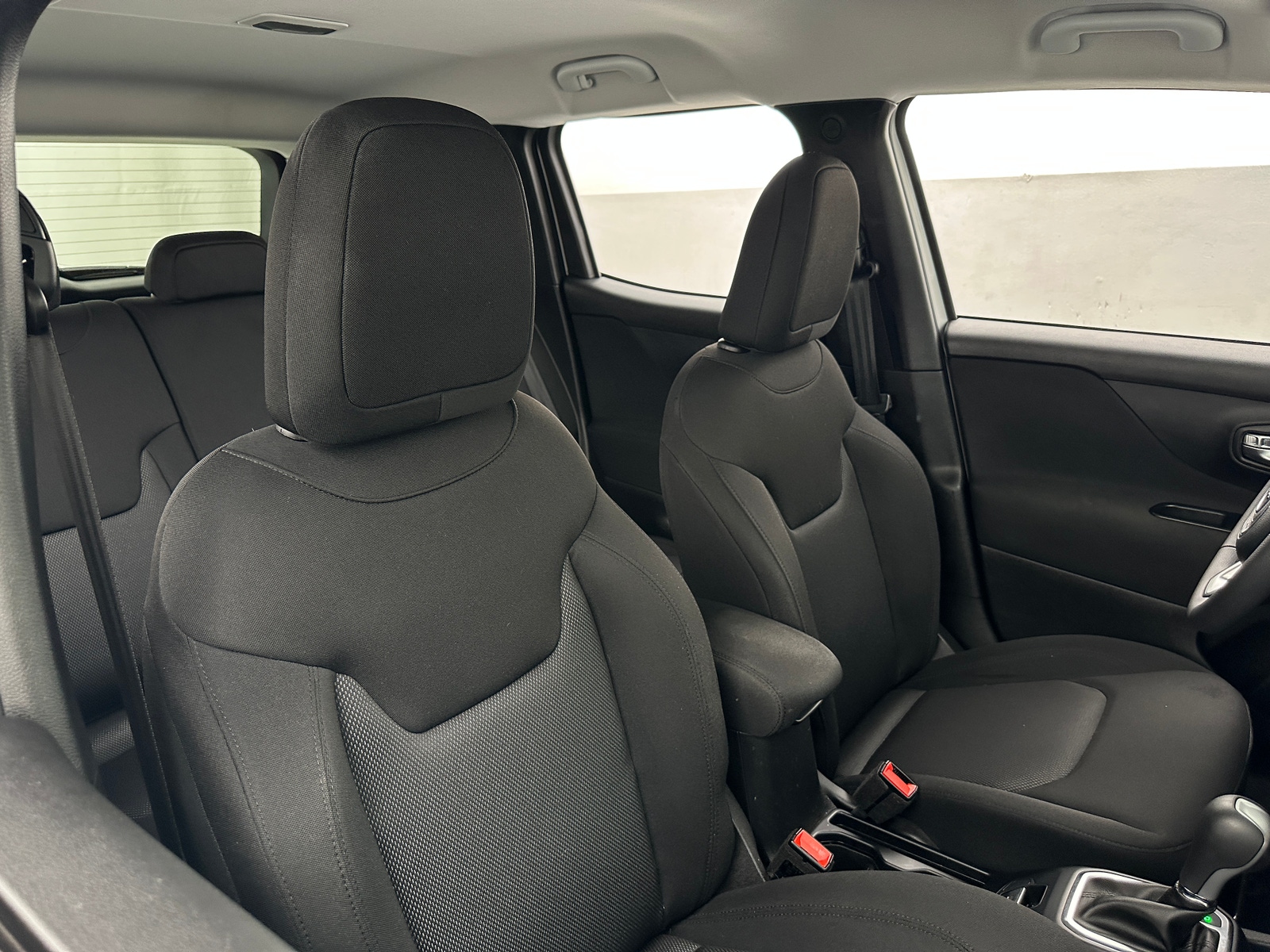 Thumbnail: 2018 Jeep Renegade - 2