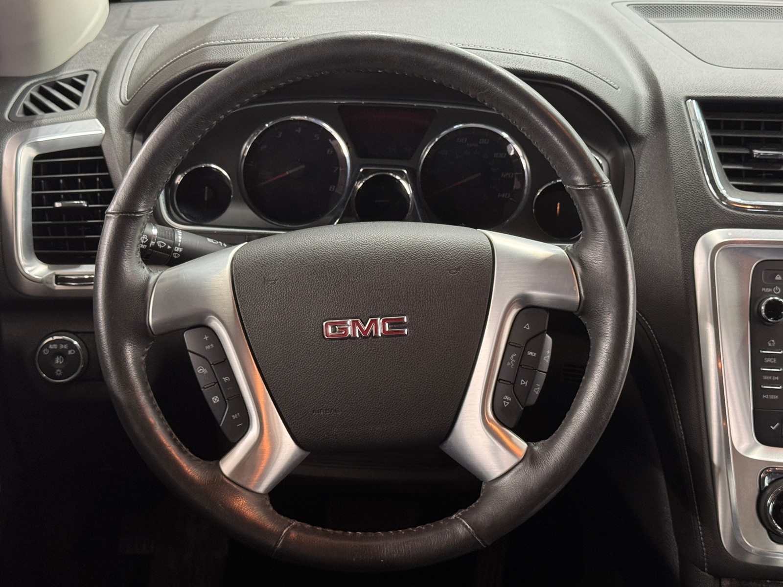 Thumbnail: 2017 GMC Acadia - 4