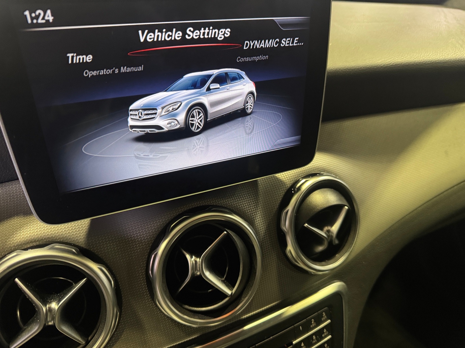 Thumbnail: 2020 Mercedes-Benz GLA - 3