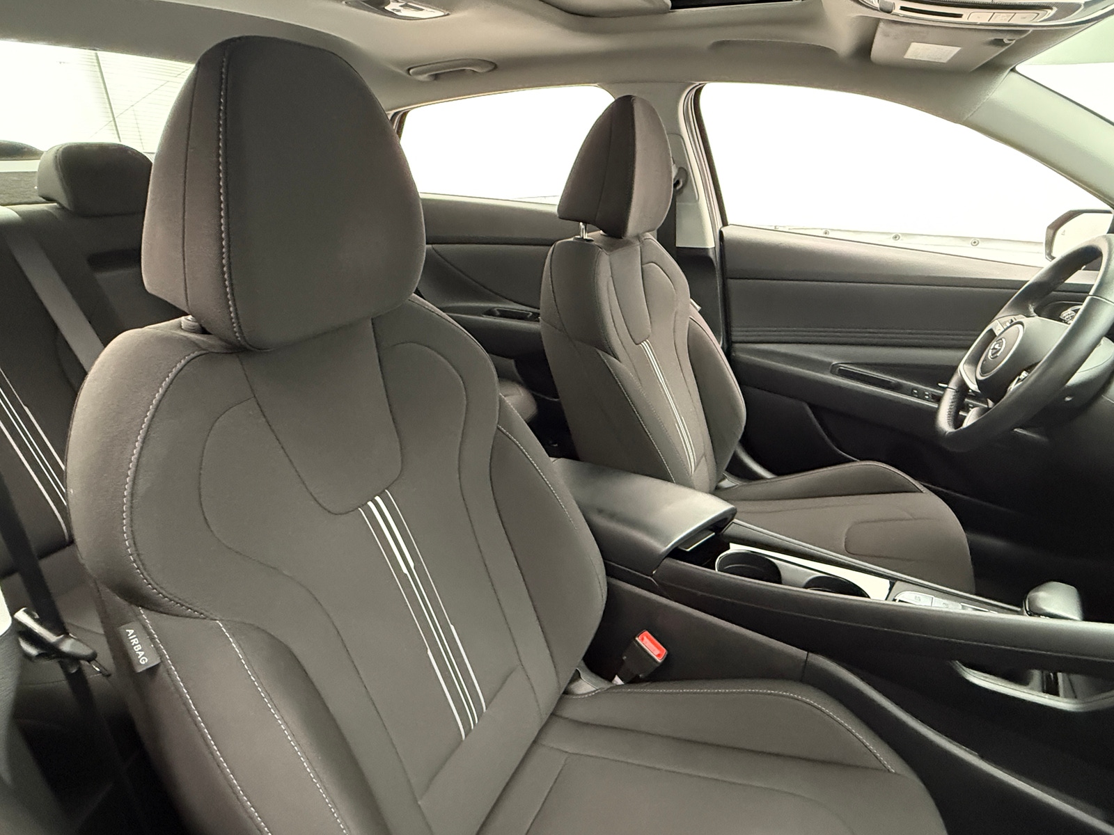 Thumbnail: 2021 Hyundai Elantra - 2