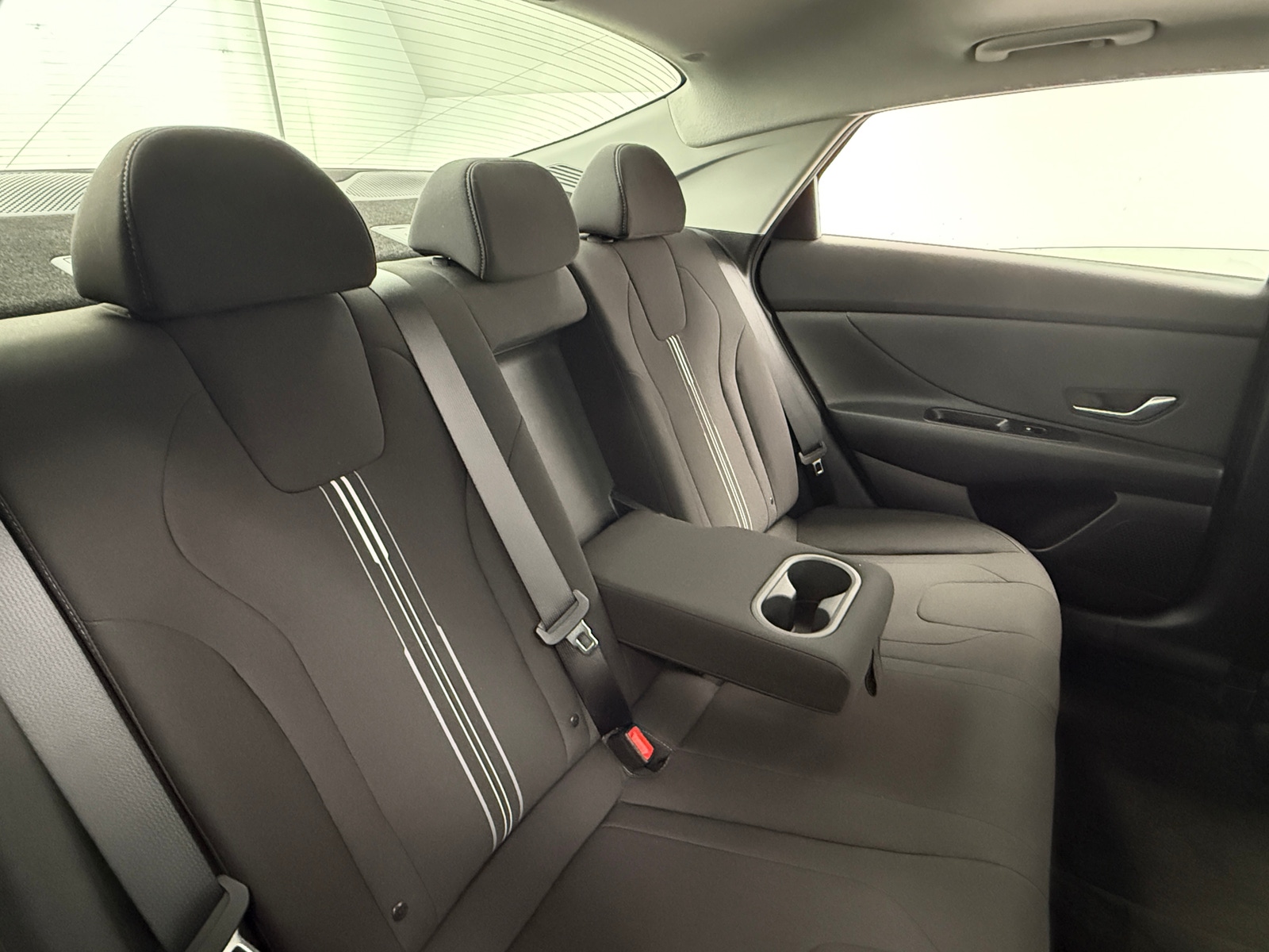Thumbnail: 2021 Hyundai Elantra - 6