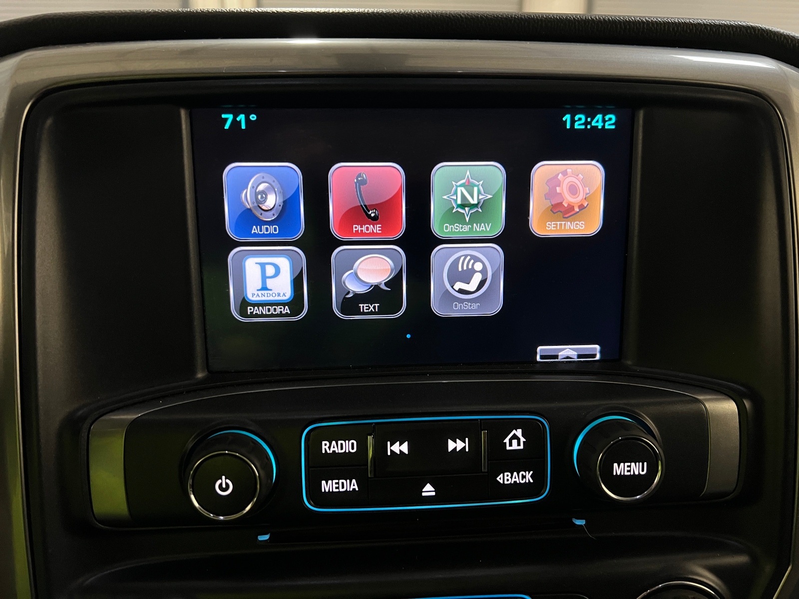 Thumbnail: 2015 Chevrolet Silverado 1500 - 4