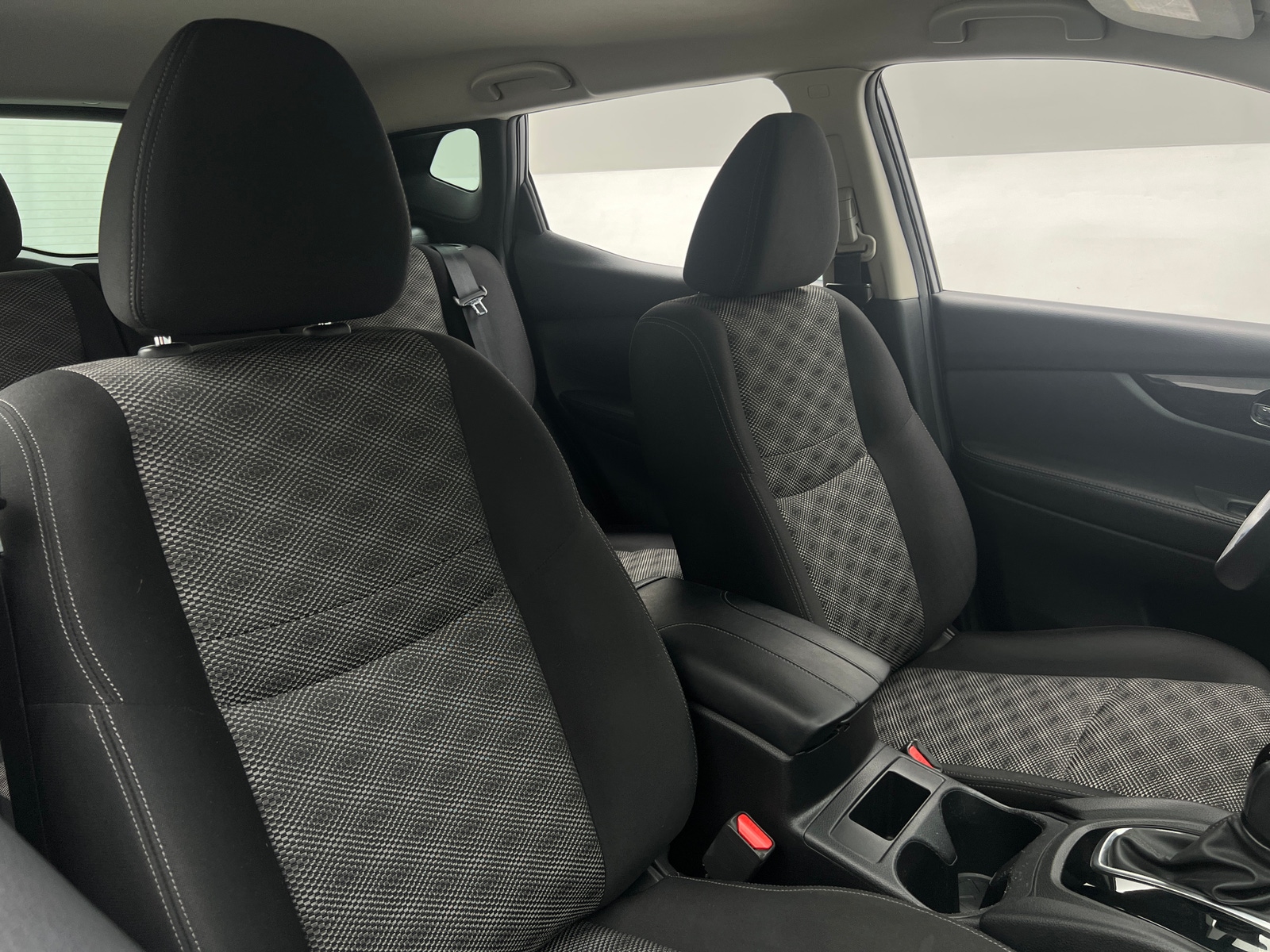 Thumbnail: 2019 Nissan Rogue Sport - 2