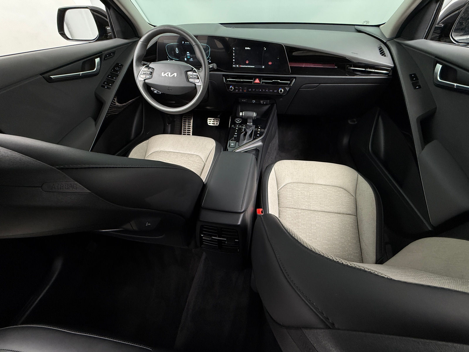 Thumbnail: 2024 Kia Niro - 2