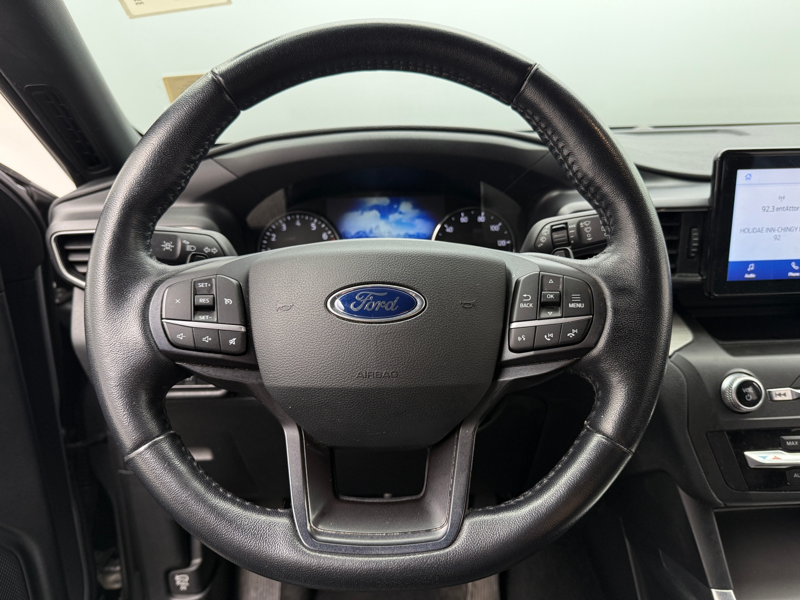 Thumbnail: 2020 Ford Explorer - 5