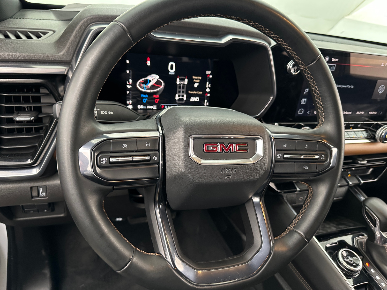 Thumbnail: 2023 GMC Canyon - 5