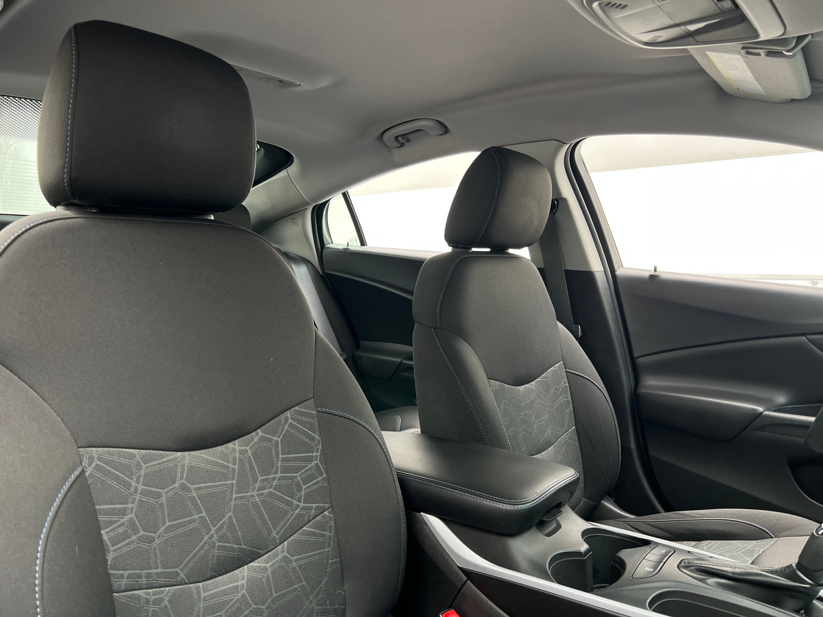 Thumbnail: 2018 Chevrolet Volt - 2