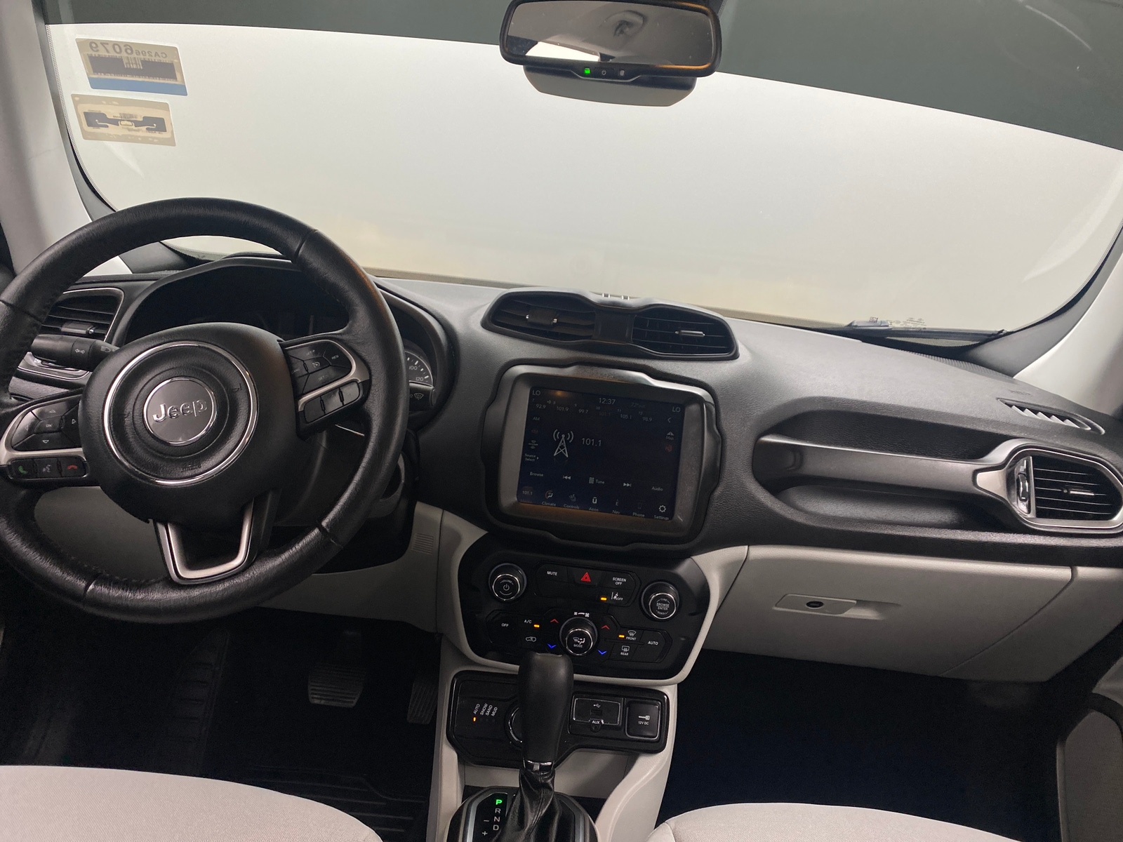 Thumbnail: 2022 Jeep Renegade - 3